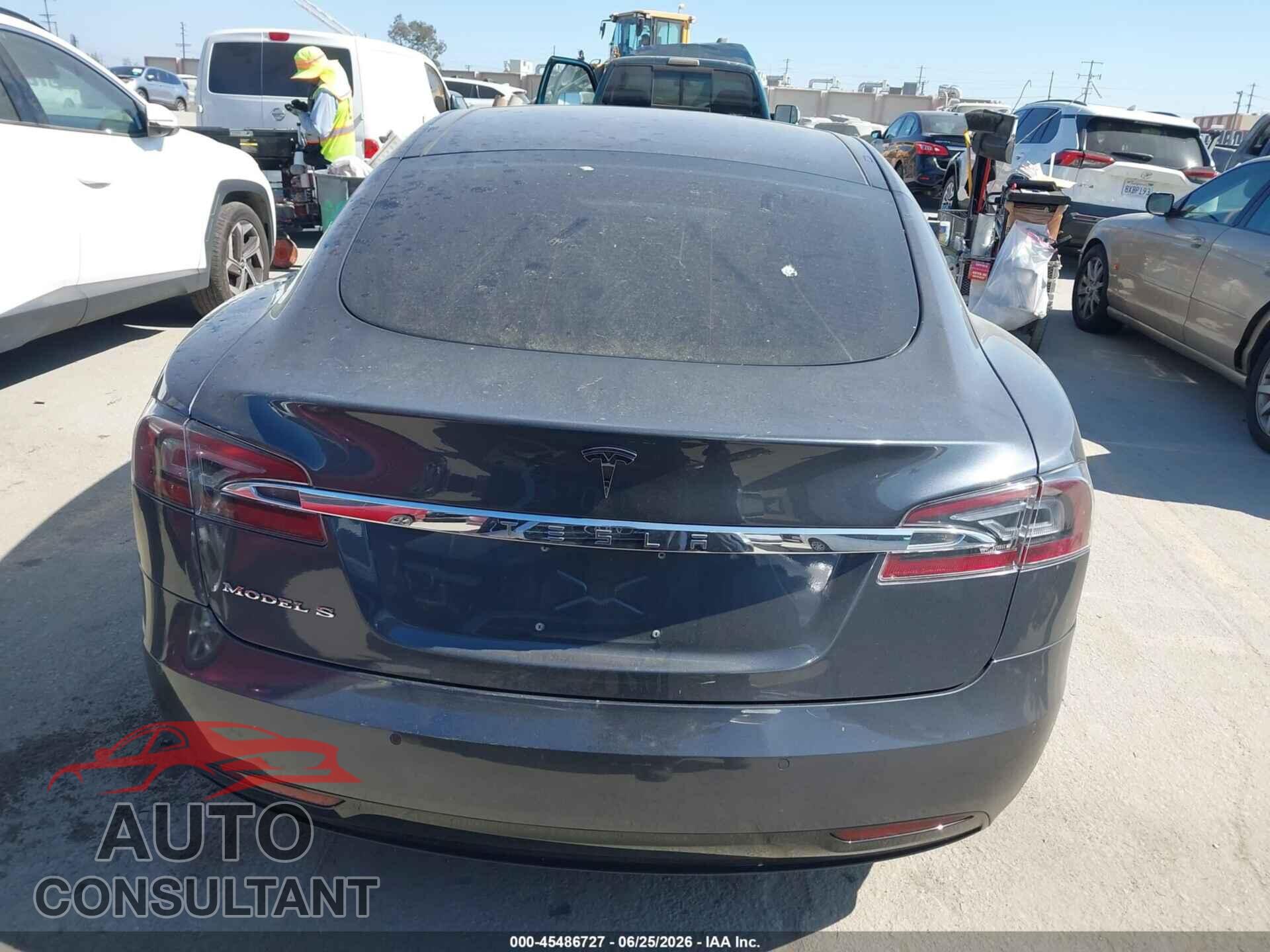 TESLA MODEL S 2016 - 5YJSA1E26GF147358
