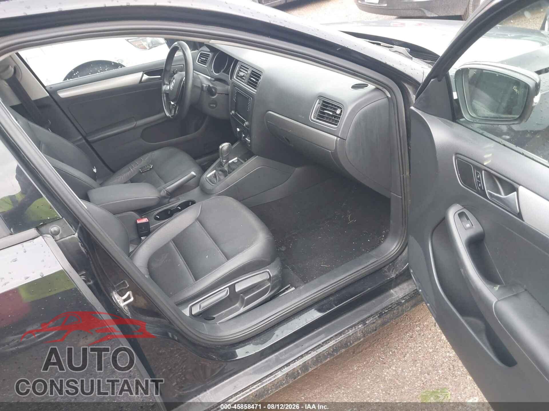VOLKSWAGEN JETTA 2017 - 3VWDB7AJ6HM294019