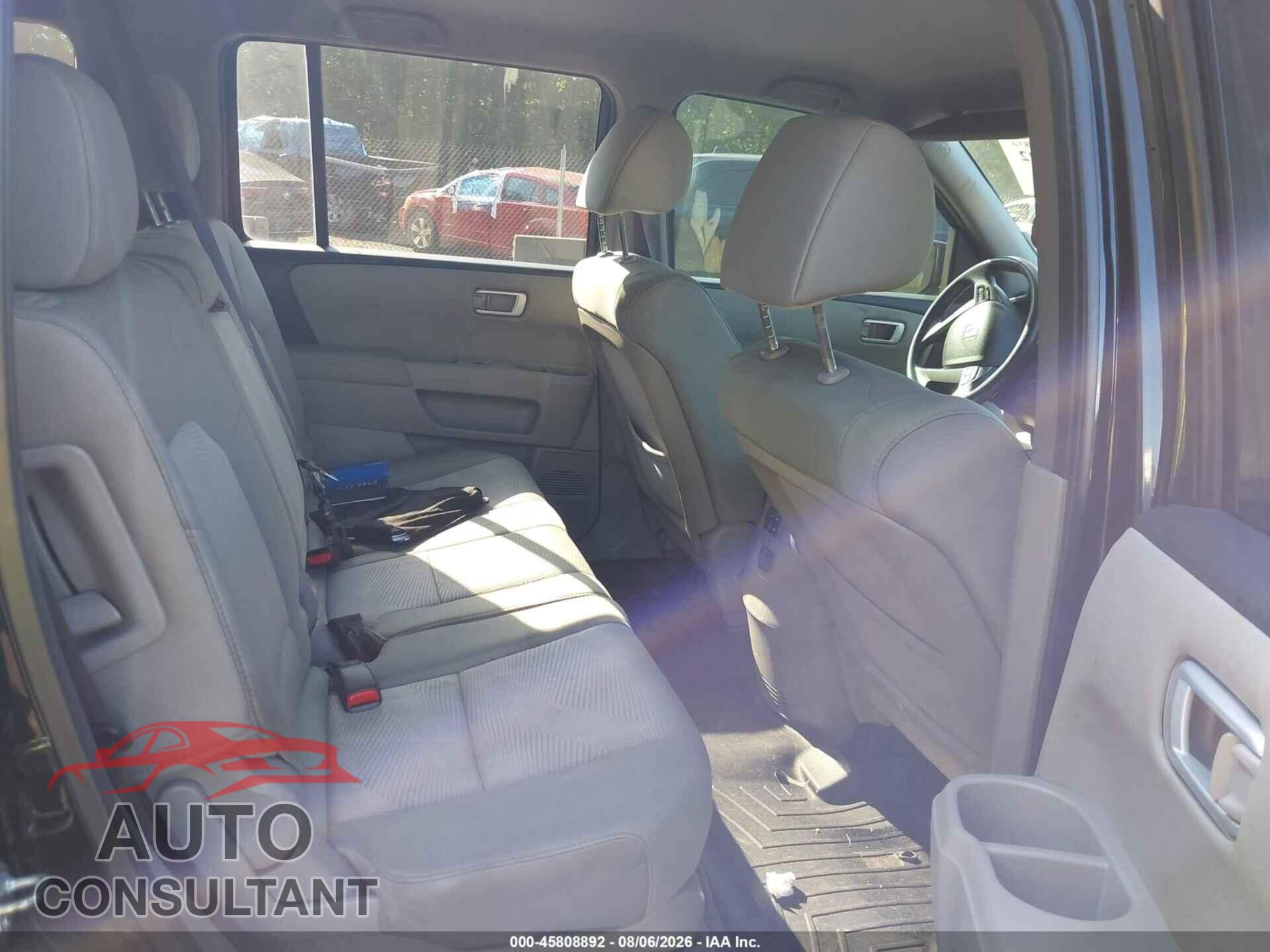 HONDA PILOT 2013 - 5FNYF3H2XDB008316