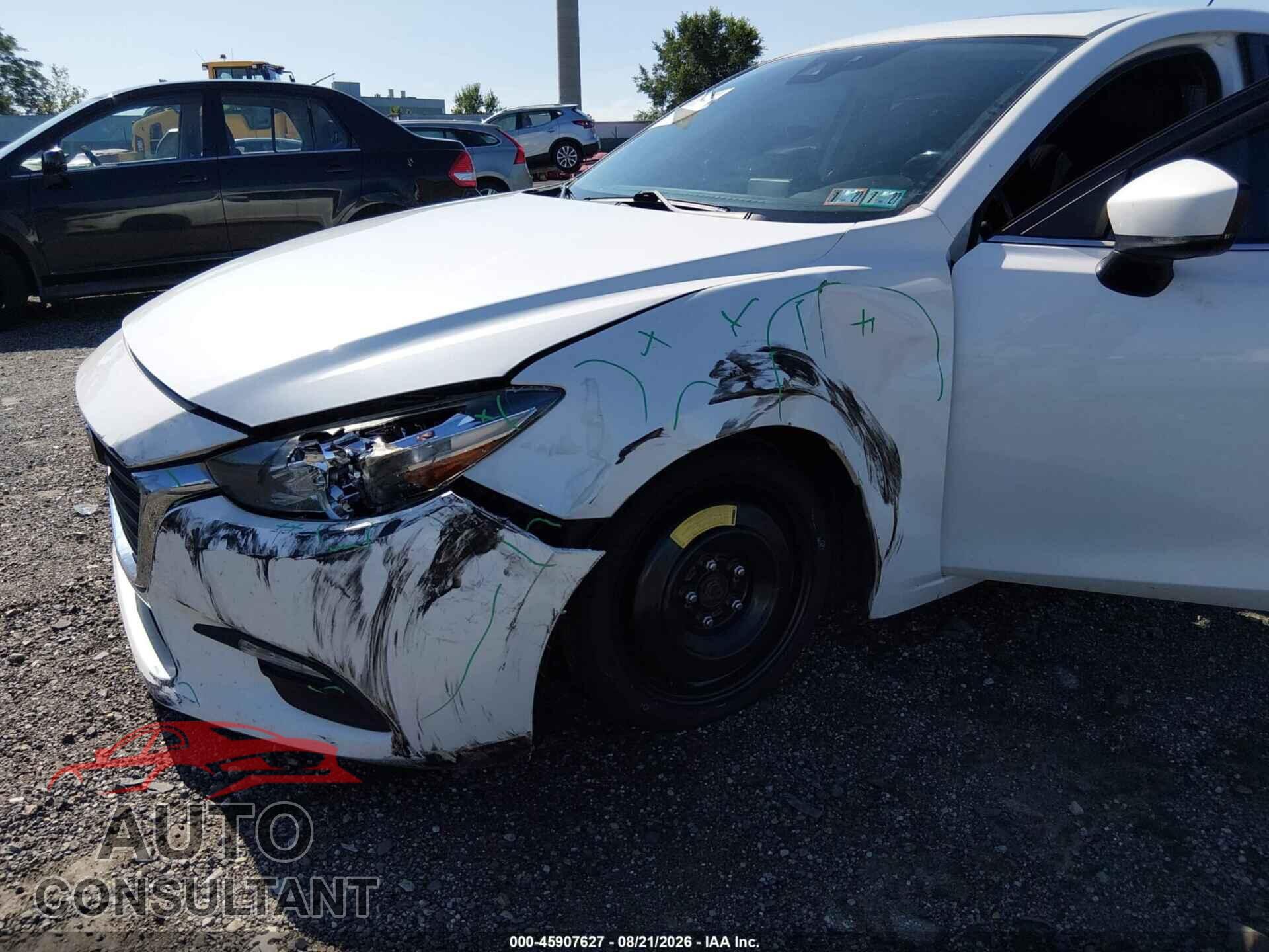 MAZDA MAZDA3 2017 - JM1BN1L39H1142780