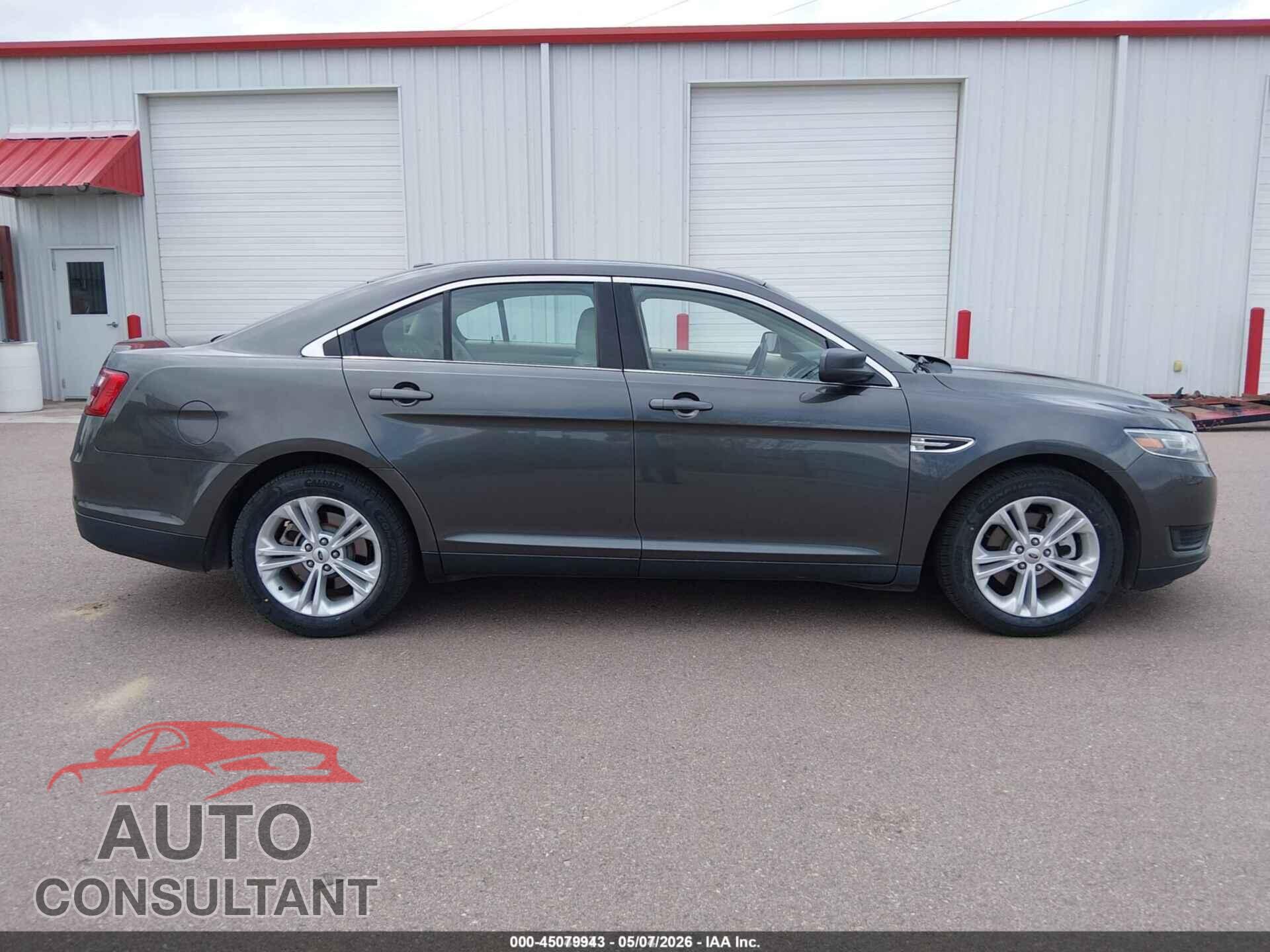 FORD TAURUS 2018 - 1FAHP2D84JG141288