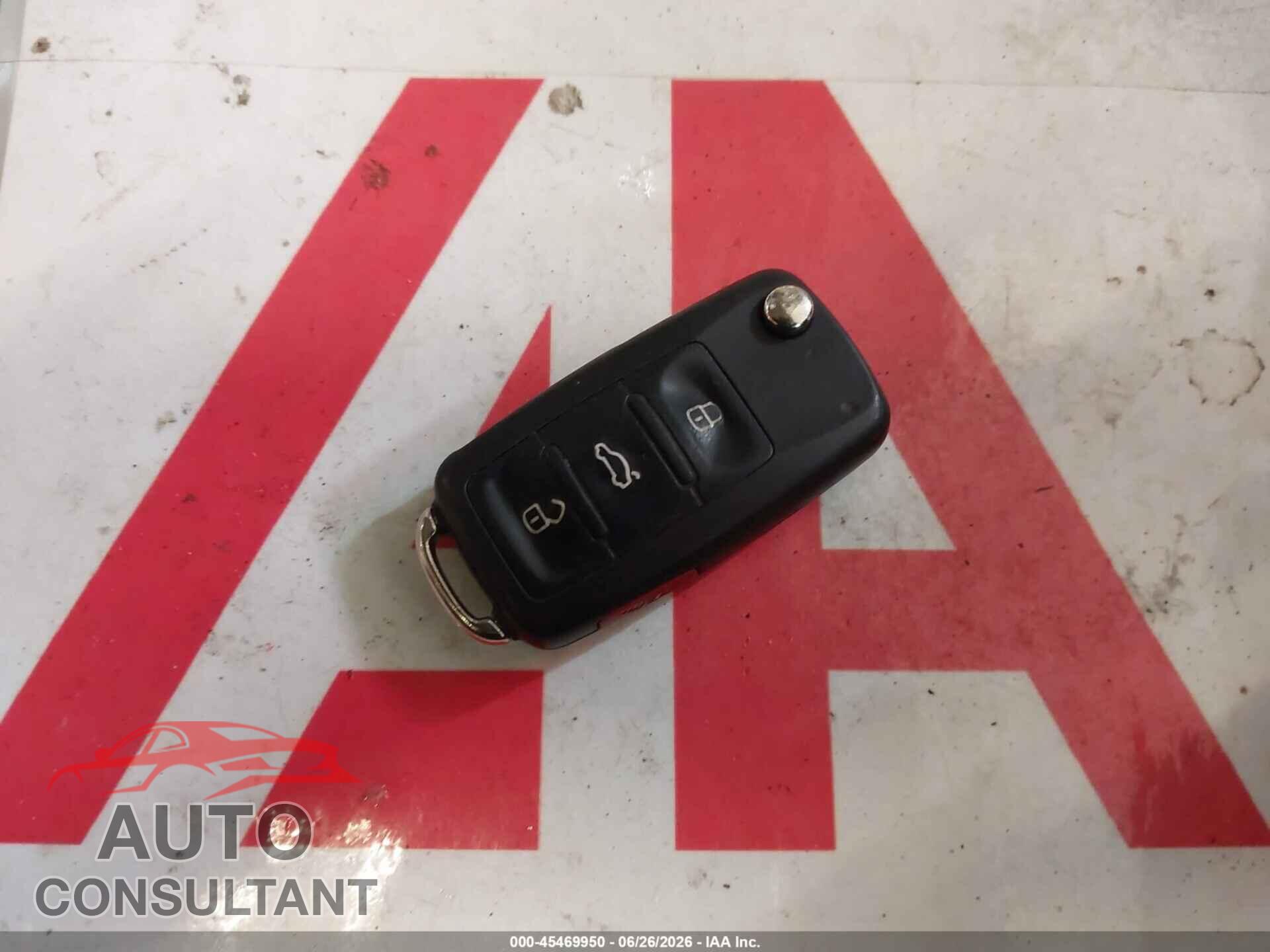 VOLKSWAGEN JETTA 2013 - 3VWLL7AJ8DM370357
