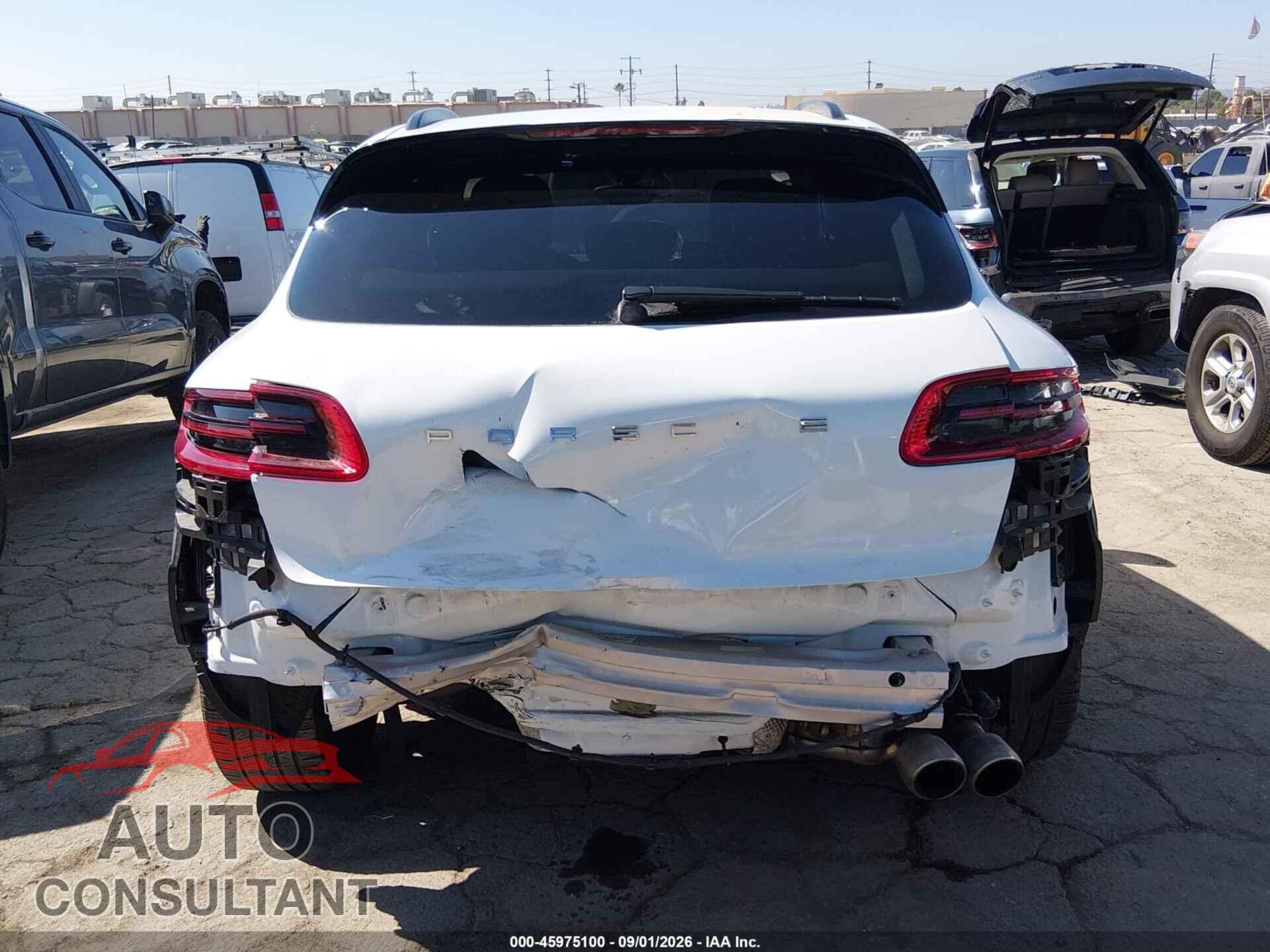 PORSCHE MACAN 2015 - WP1AB2A59FLB60579