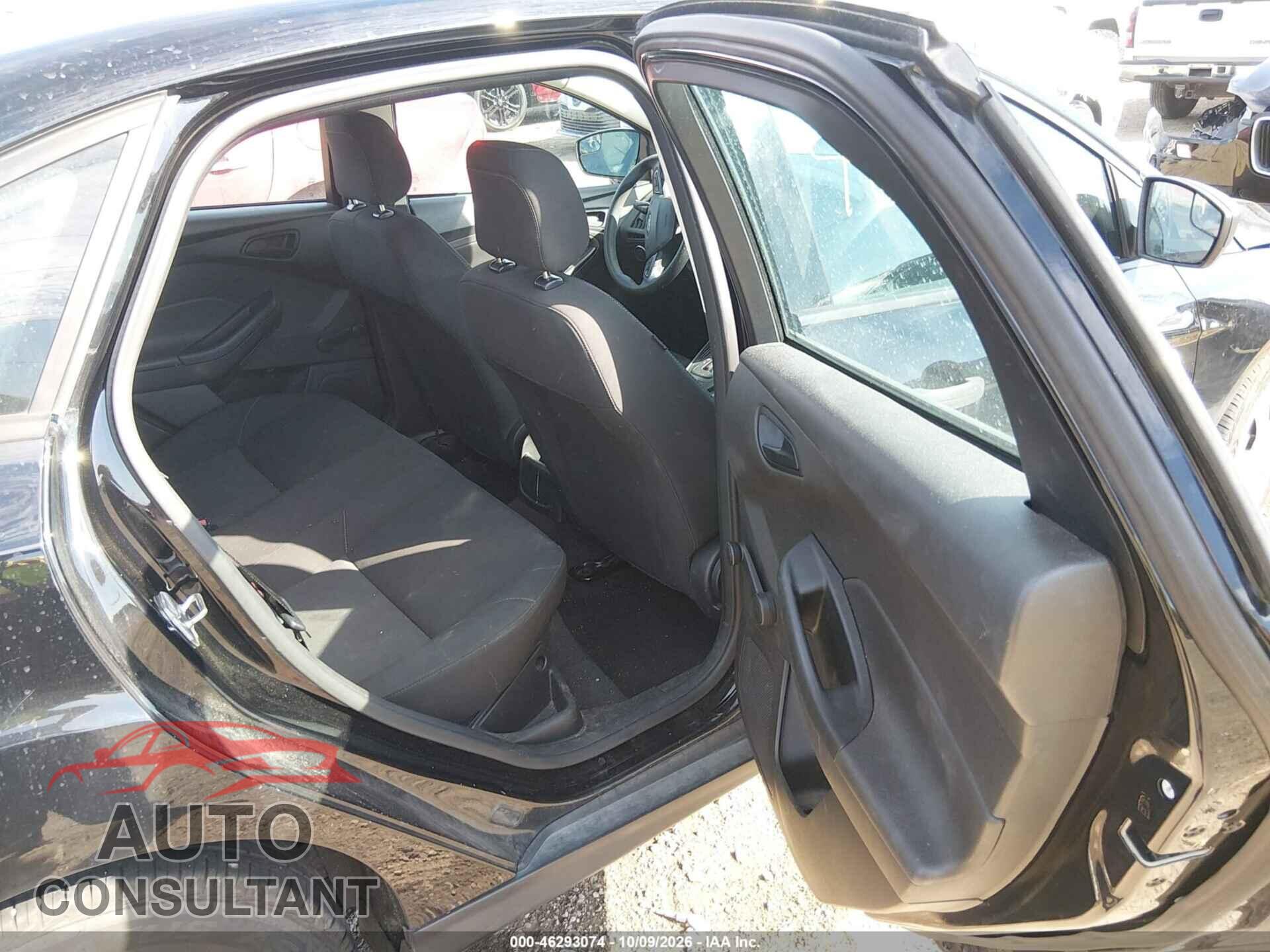 FORD FOCUS 2016 - 1FADP3E26GL251838