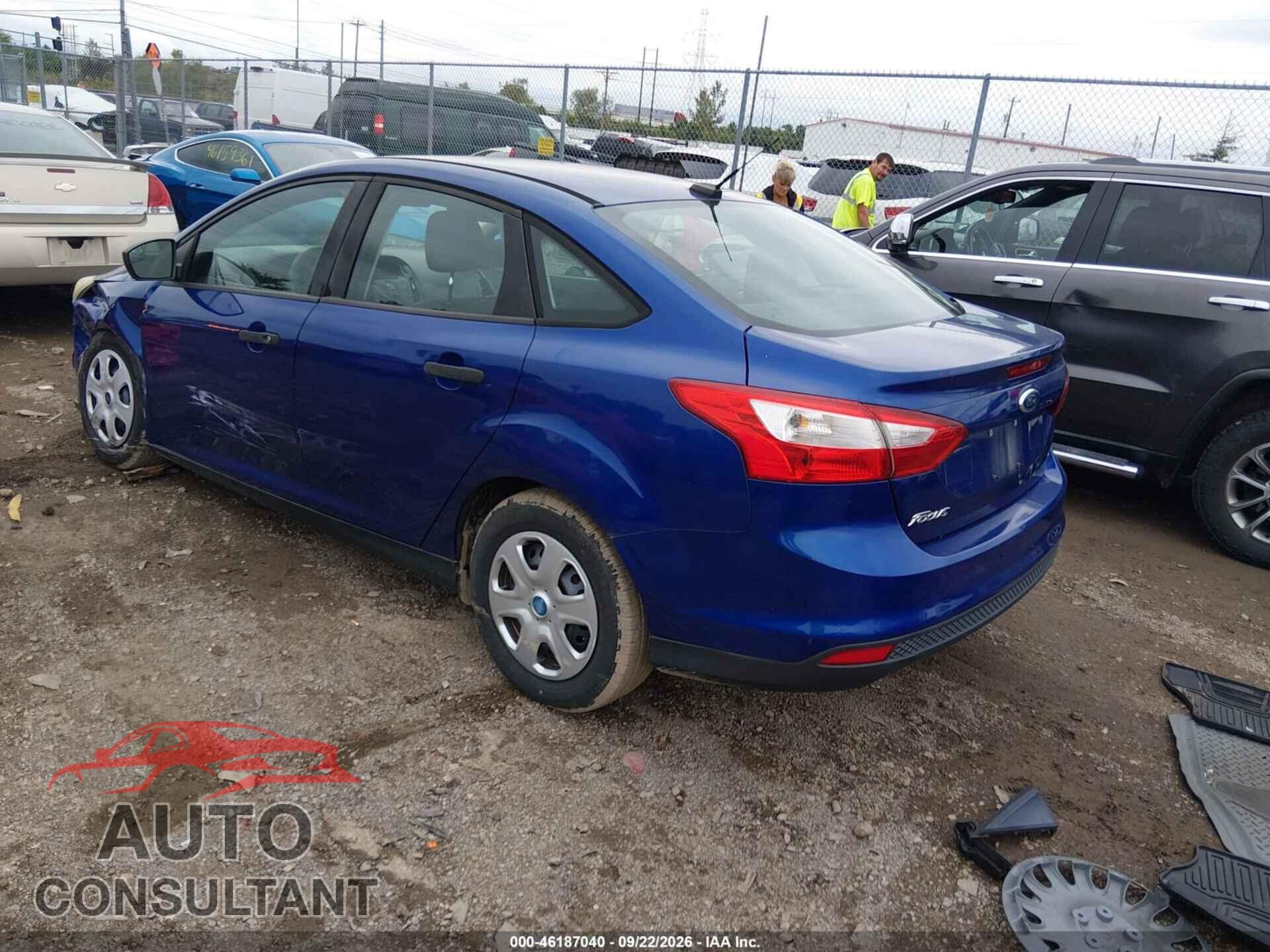 FORD FOCUS 2012 - 1FAHP3E2XCL220944