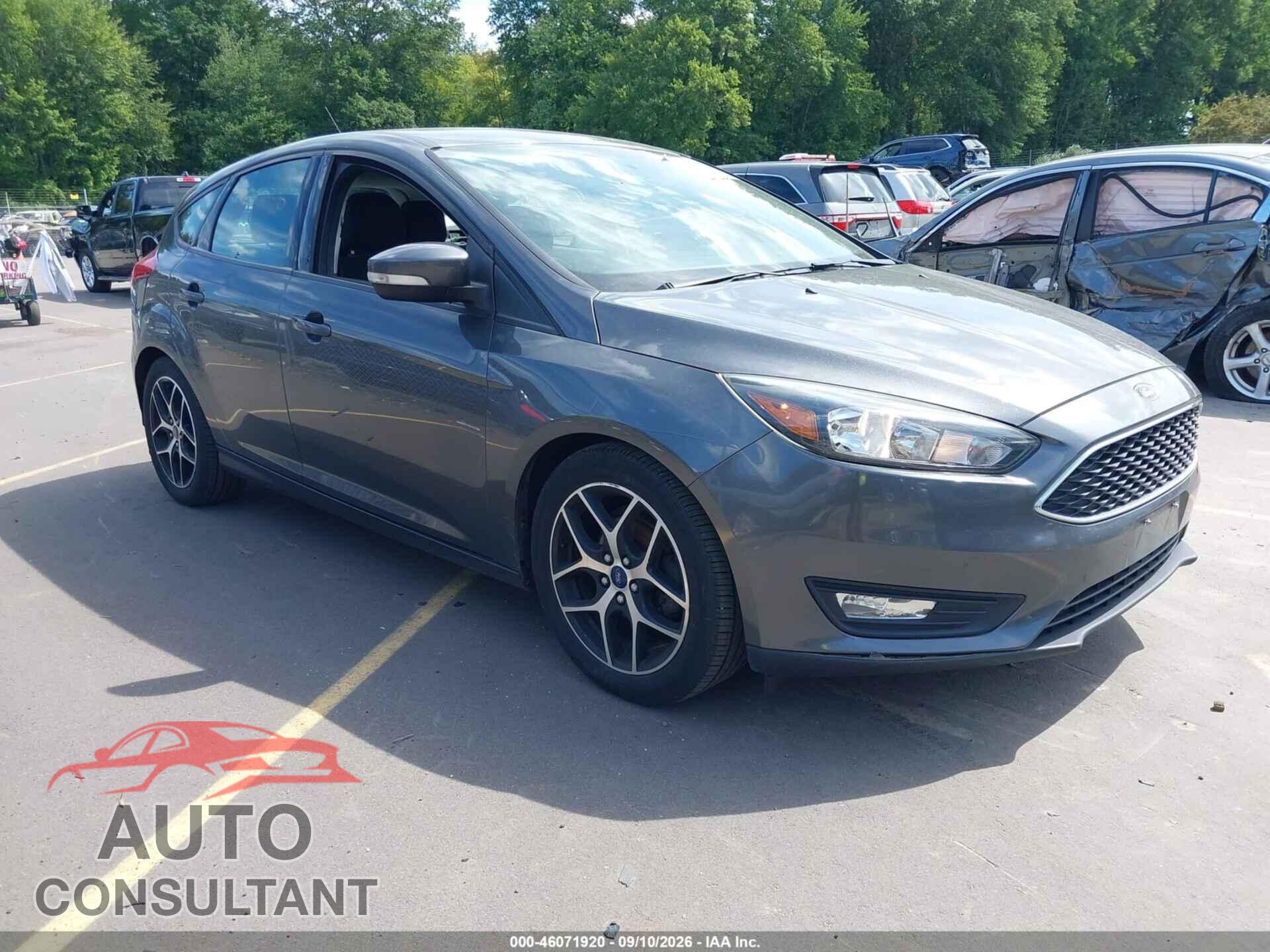 FORD FOCUS 2017 - 1FADP3M21HL289044