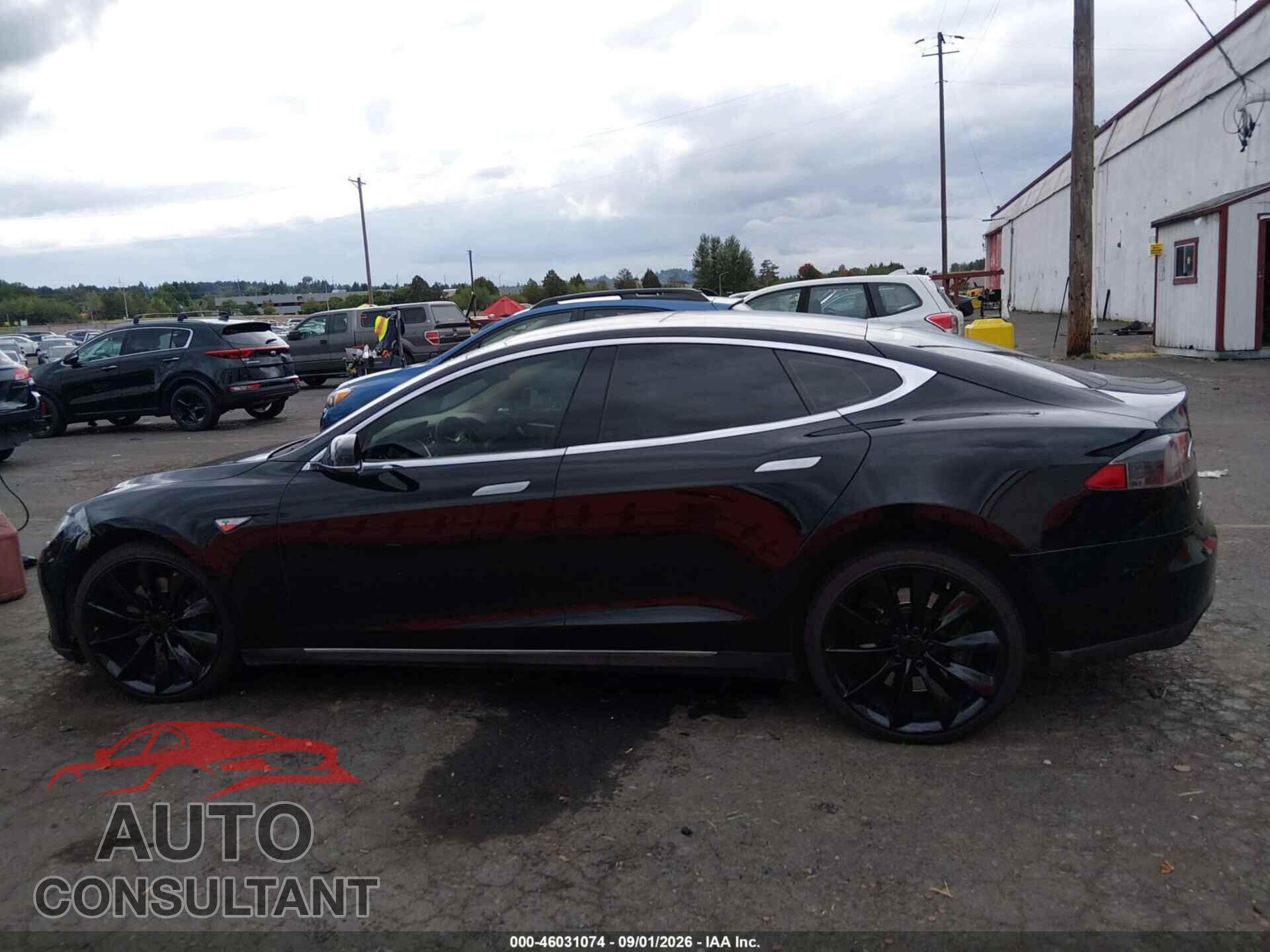 TESLA MODEL S 2013 - 5YJSA1CN9DFP05597