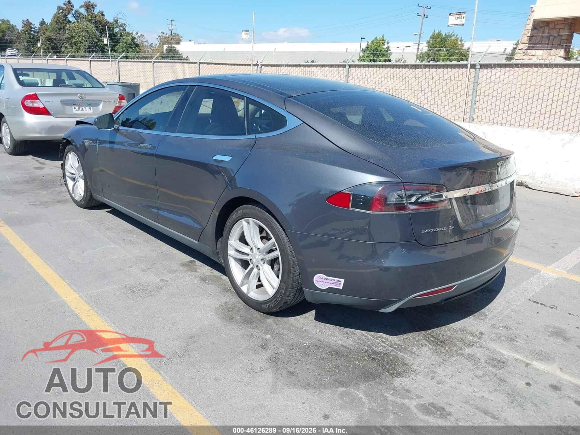 TESLA MODEL S 2016 - 5YJSA1E10GF125380