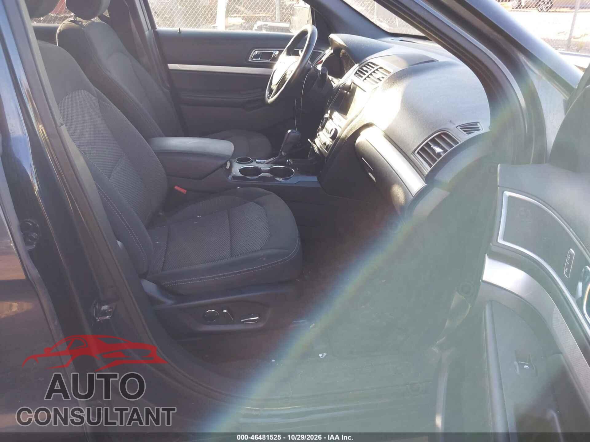 FORD EXPLORER 2017 - 1FM5K7D82HGC51576