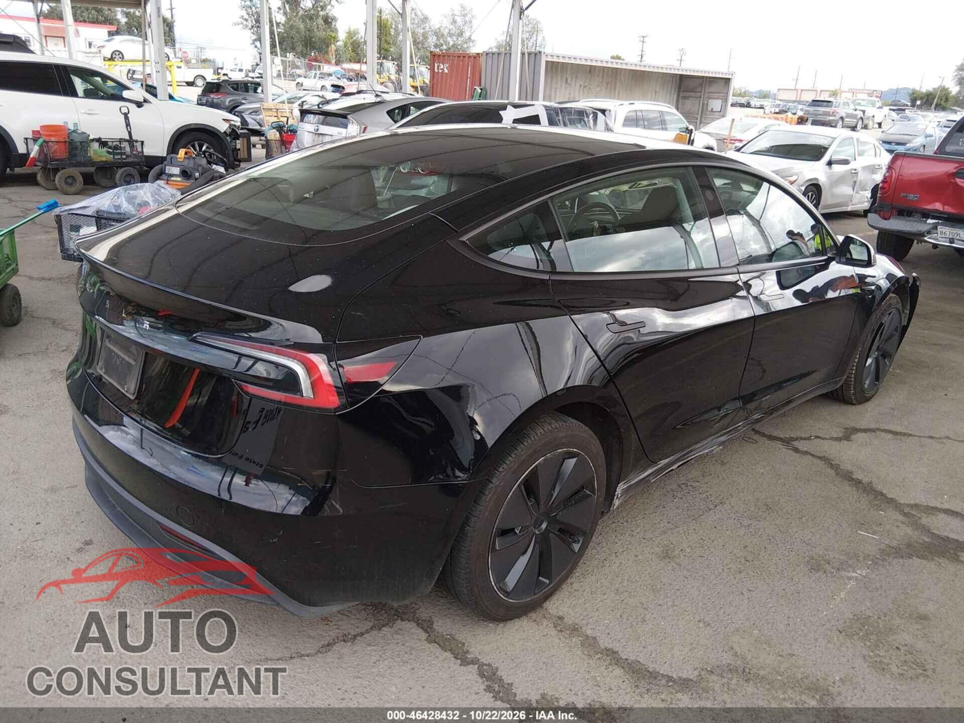 TESLA MODEL 3 2024 - 5YJ3E1EA5RF732810