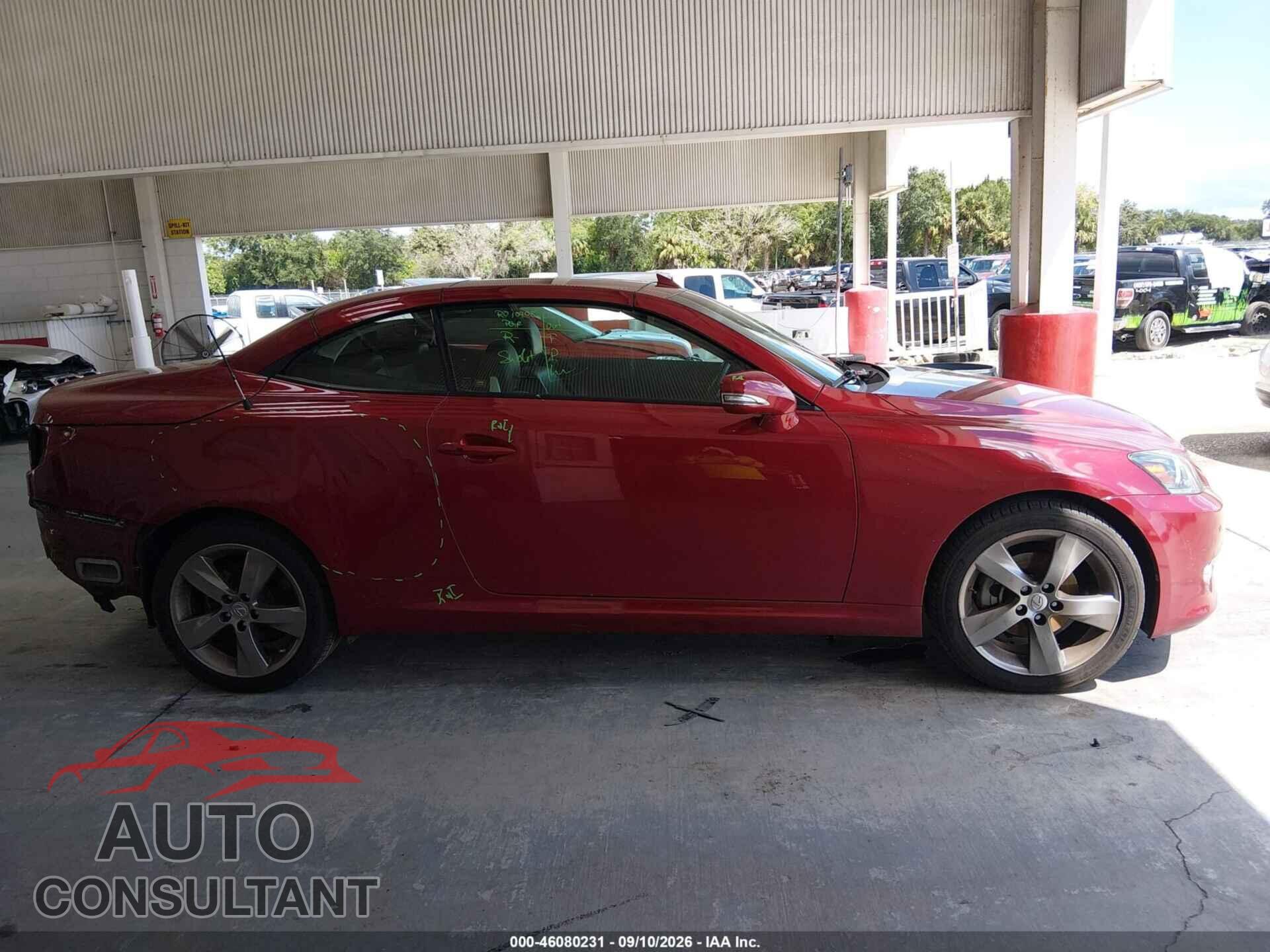 LEXUS IS 250C 2011 - JTHFF2C2XB2517846
