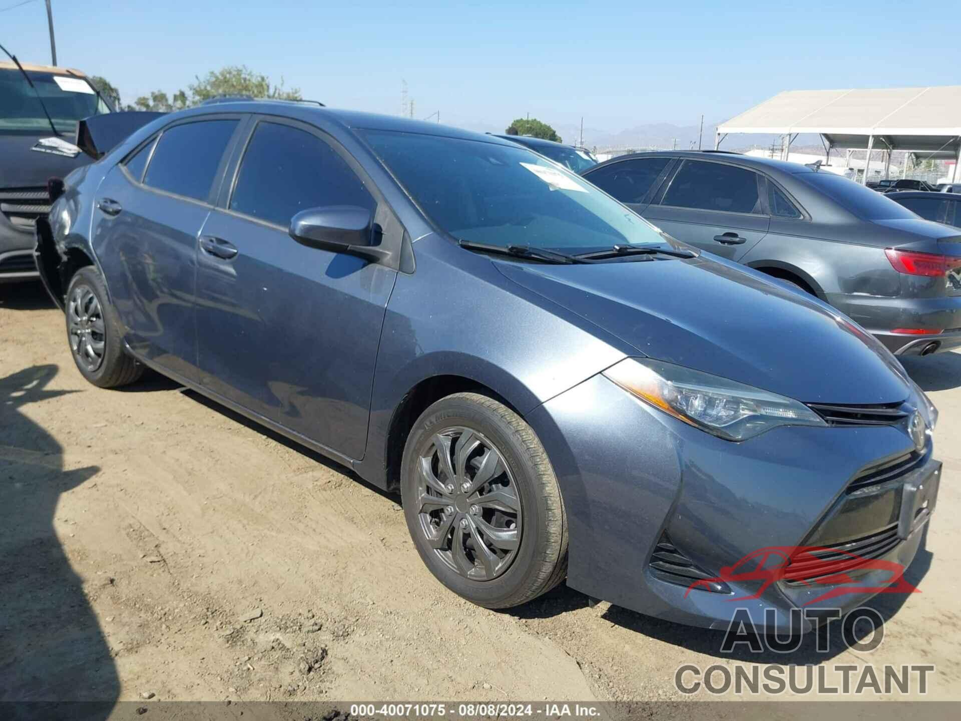TOYOTA COROLLA 2018 - 5YFBURHE9JP822157