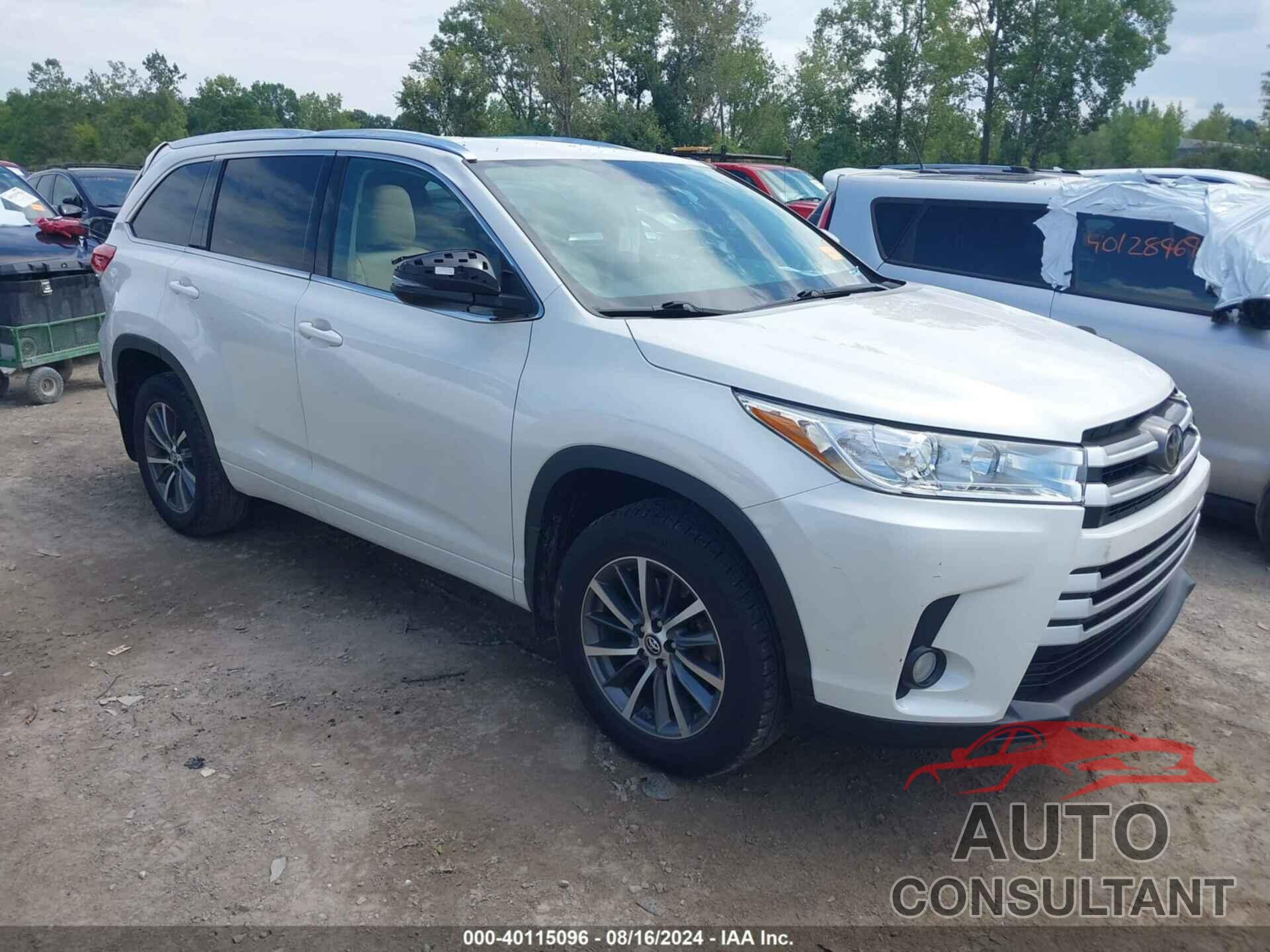 TOYOTA HIGHLANDER 2018 - 5TDJZRFH8JS559533