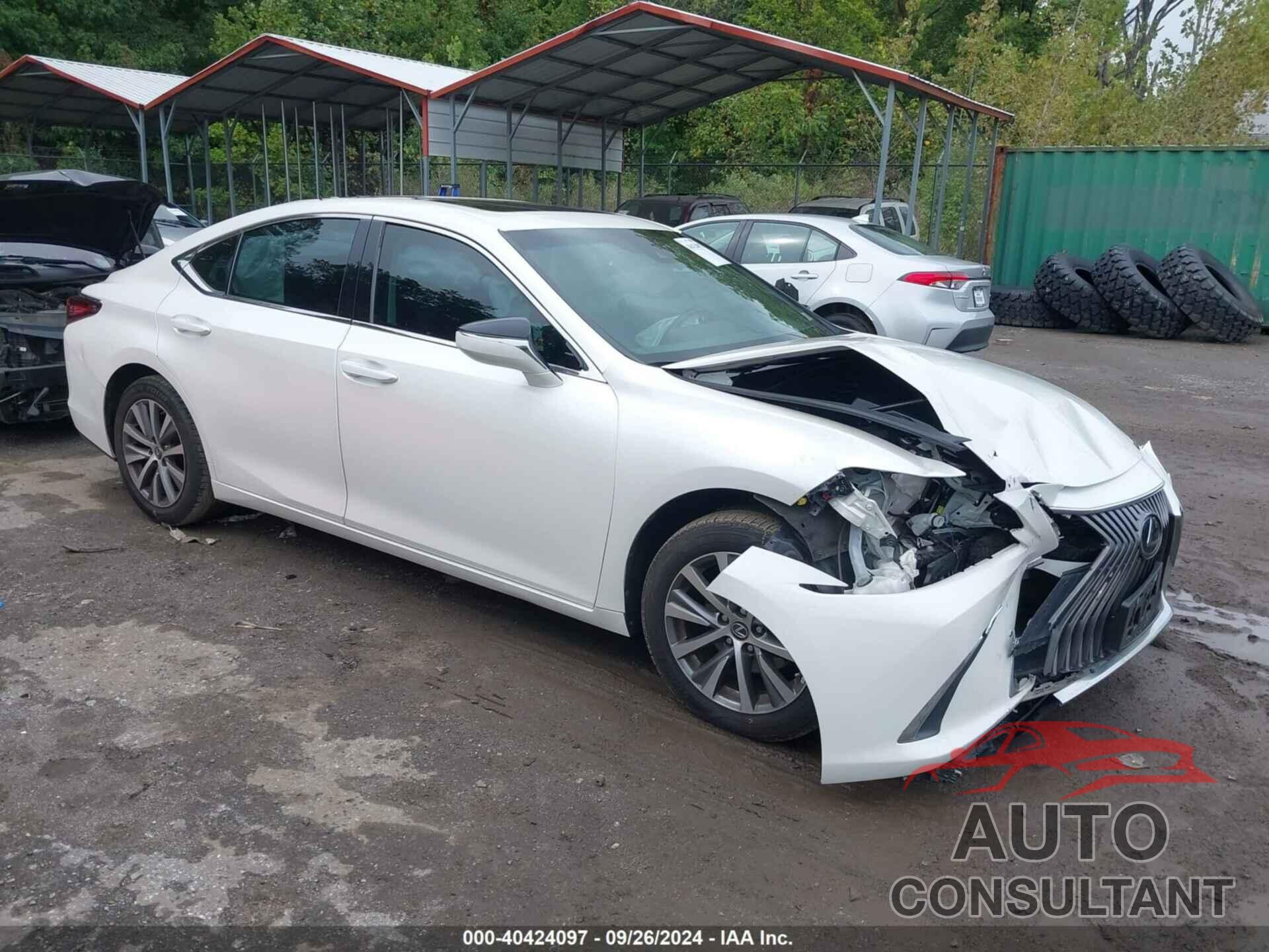 LEXUS ES 2019 - 58ABZ1B1XKU036904