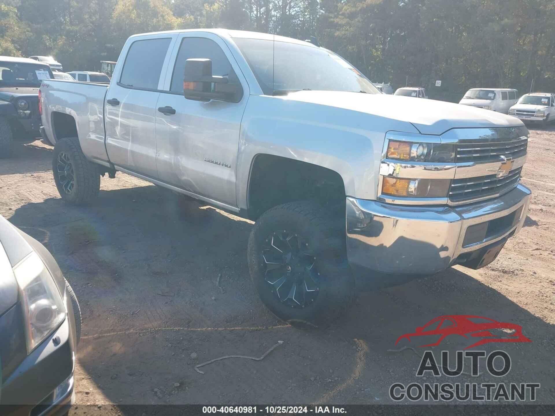 CHEVROLET SILVERADO 2500HD 2018 - 1GC1KUEG0JF266581