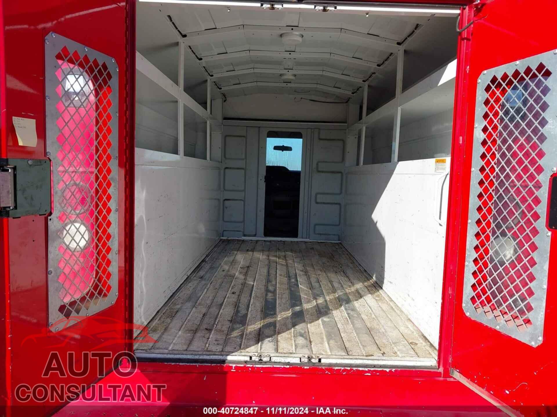 FORD E-350 CUTAWAY 2017 - 1FDWE3F64HDC39057