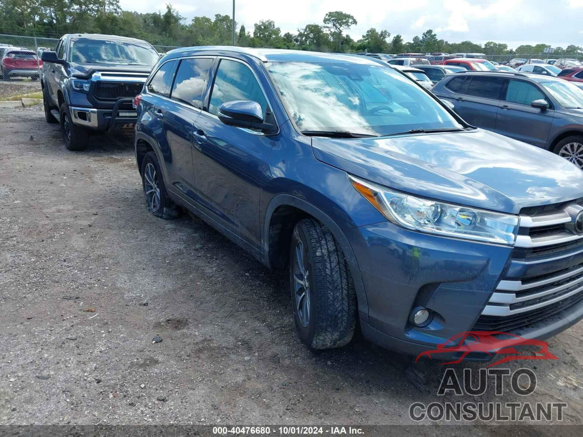 TOYOTA HIGHLANDER 2018 - 5TDKZRFH9JS260413