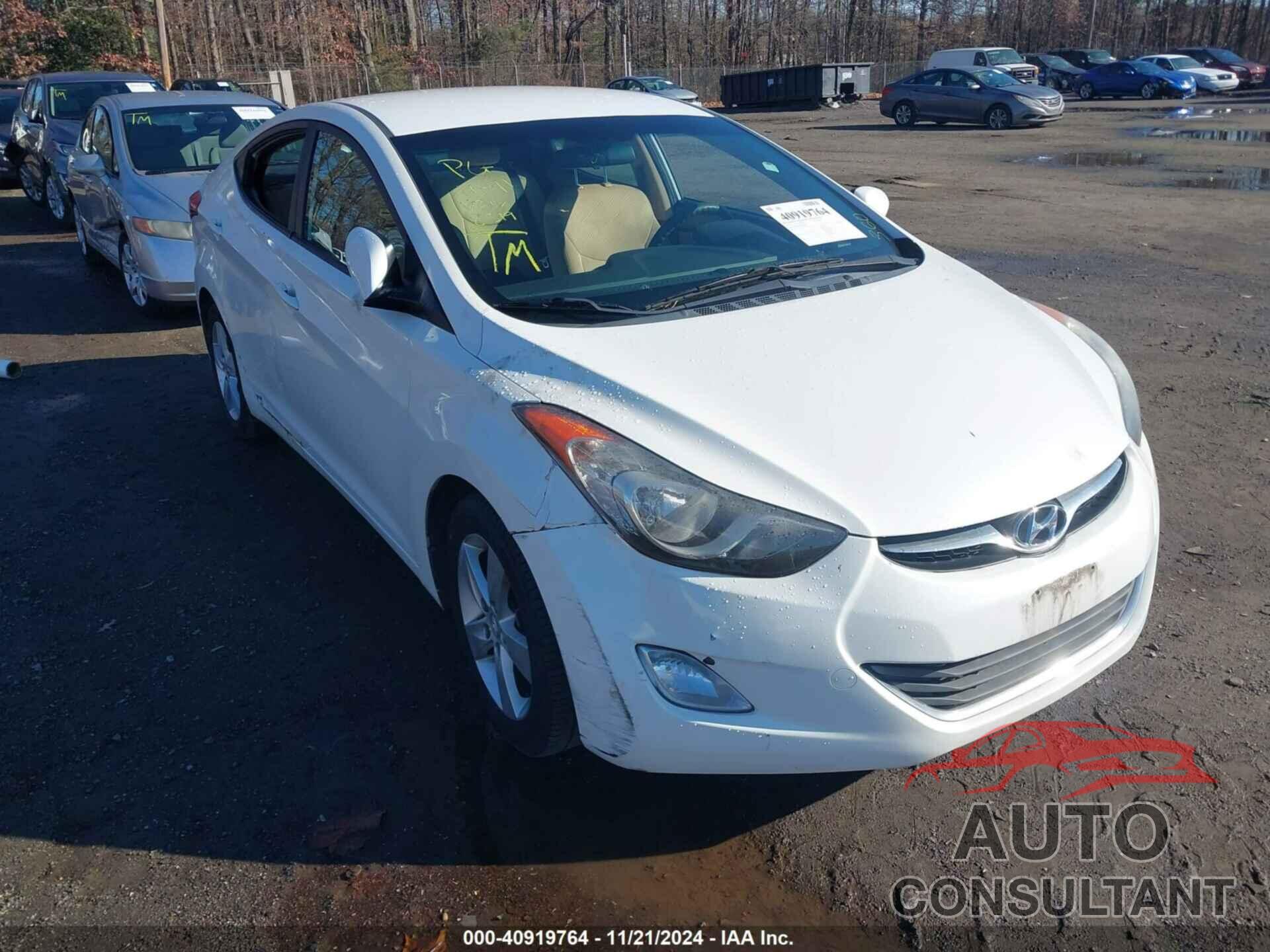 HYUNDAI ELANTRA 2013 - 5NPDH4AE5DH218519