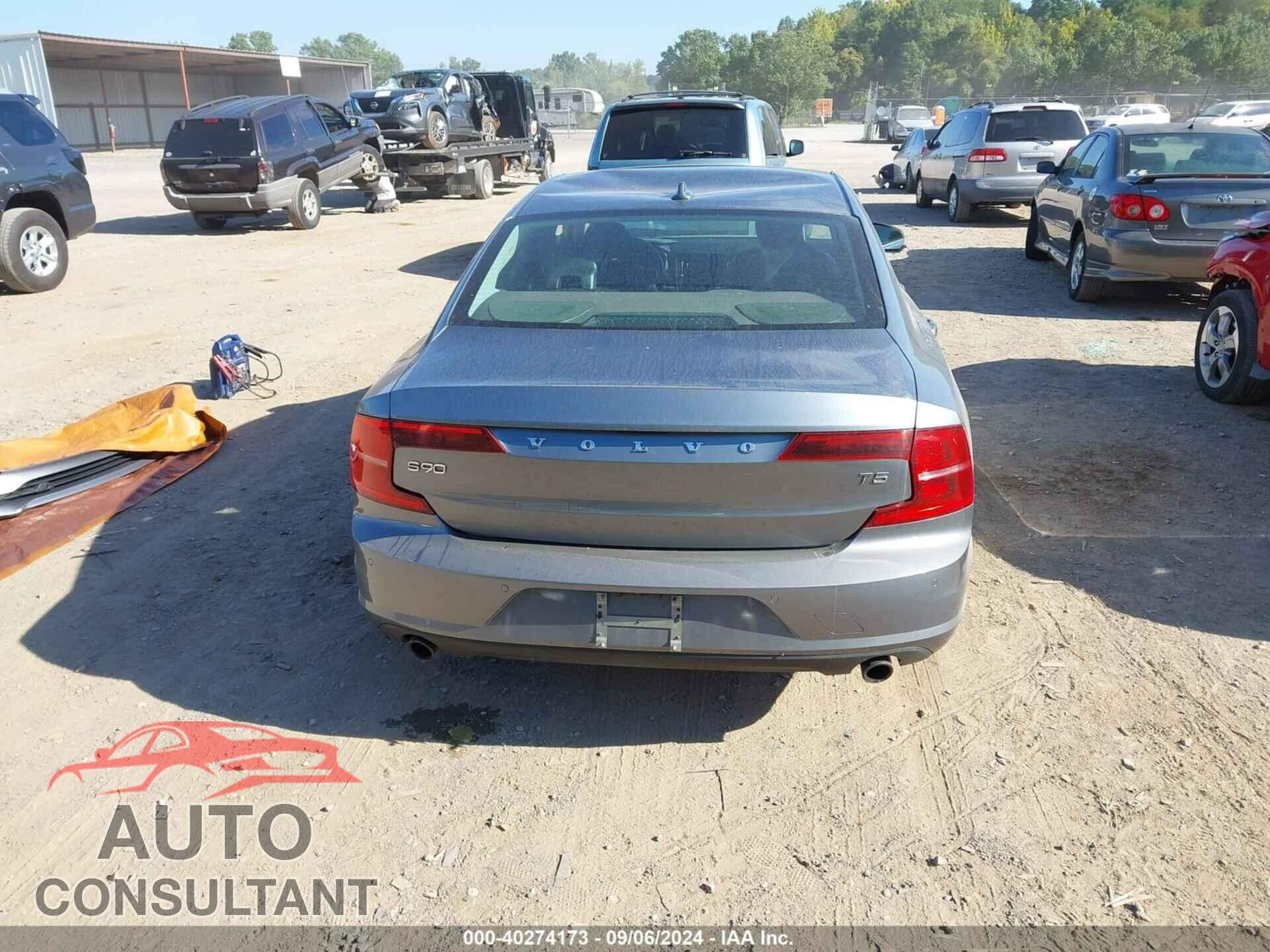 VOLVO S90 2017 - YV1102AK9H1008579