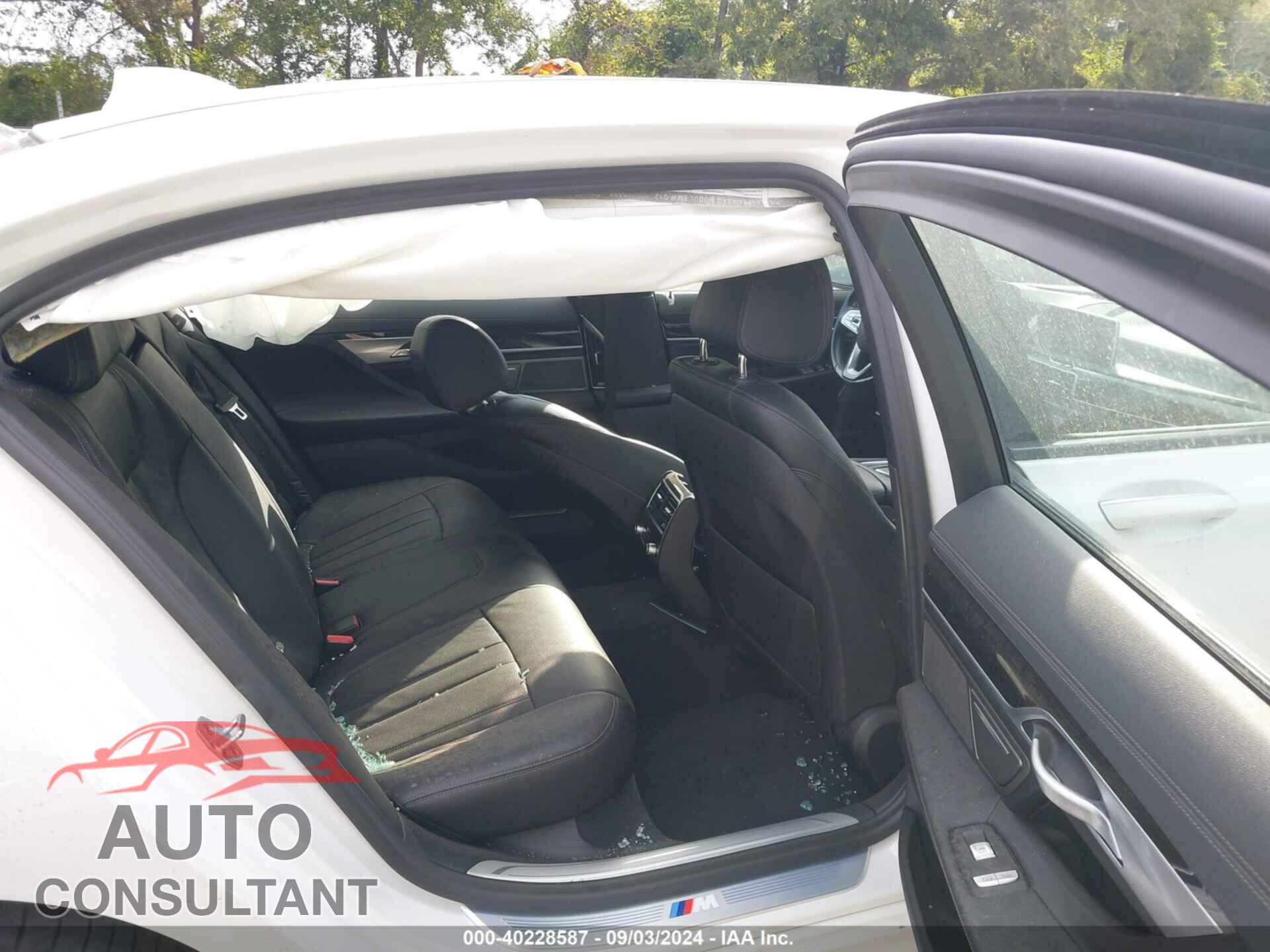 BMW 740I 2019 - WBA7E2C54KB217574