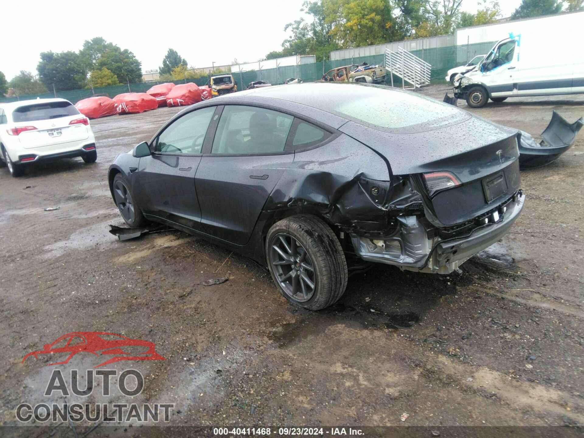 TESLA MODEL Y 2023 - 7SAYGDEE4PF764121
