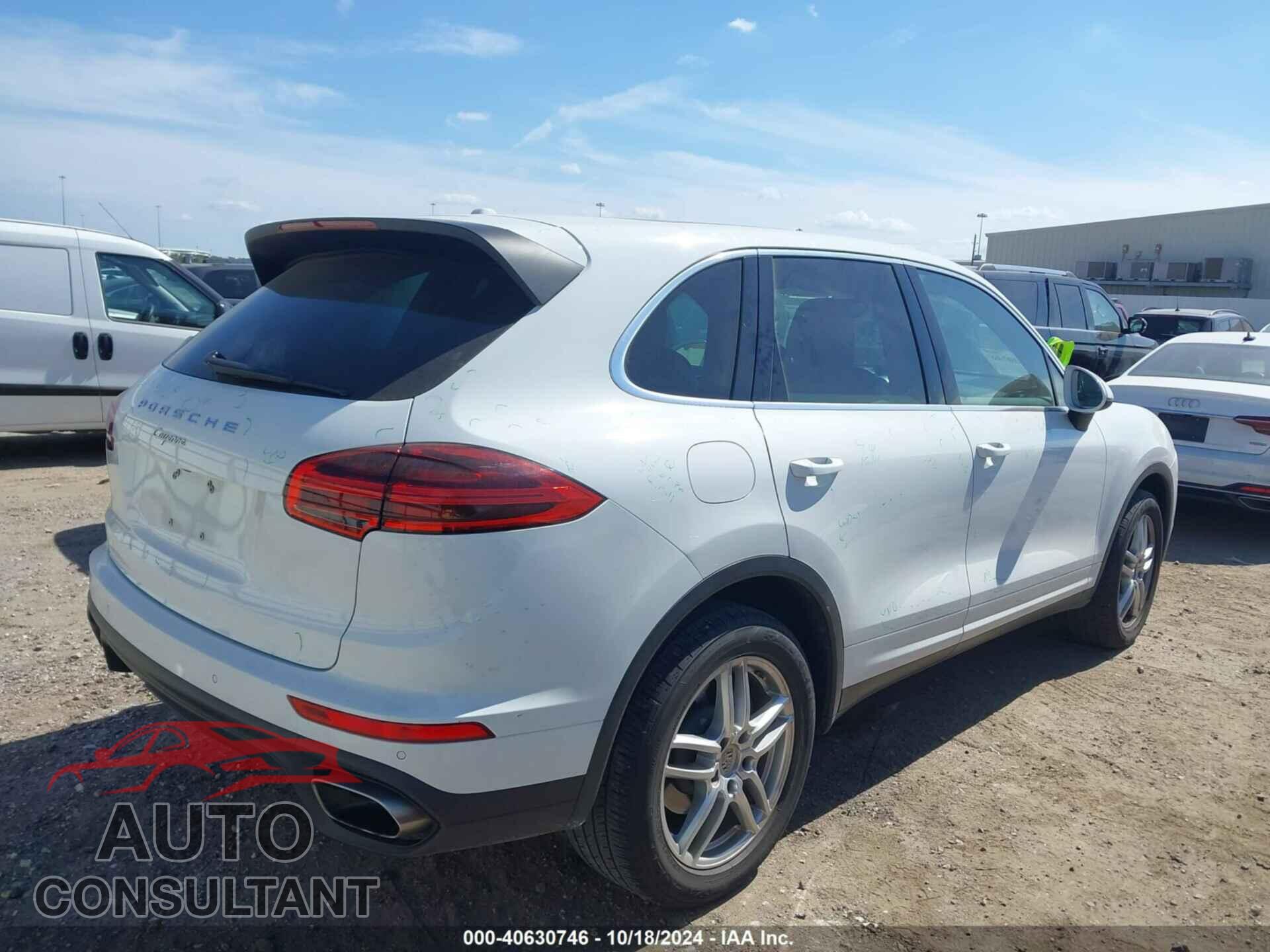 PORSCHE CAYENNE 2016 - WP1AA2A23GLA05438