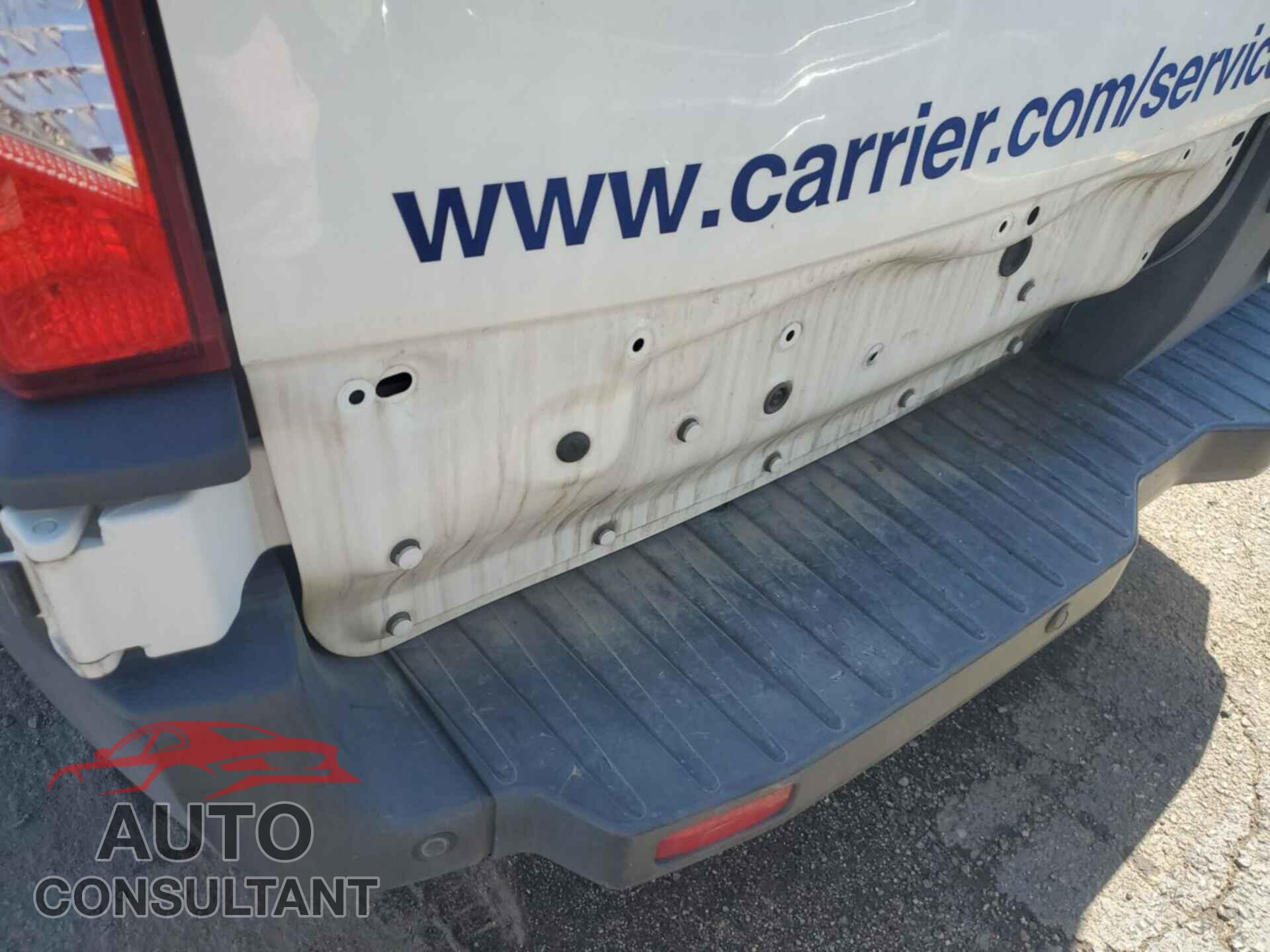 FORD TRANSIT 2019 - 1FTYR1YM3KKB87831