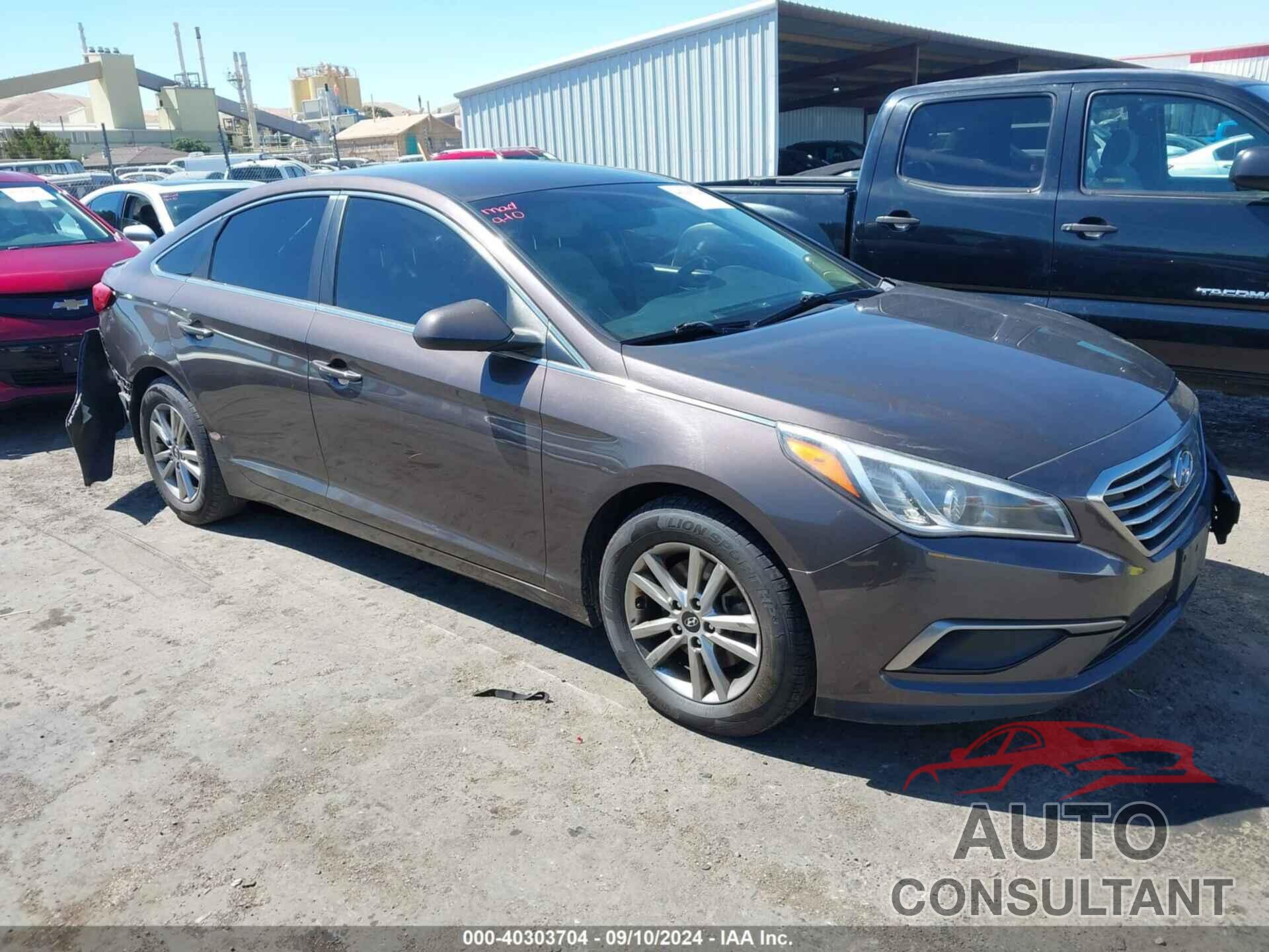 HYUNDAI SONATA 2017 - 5NPE24AF8HH584558