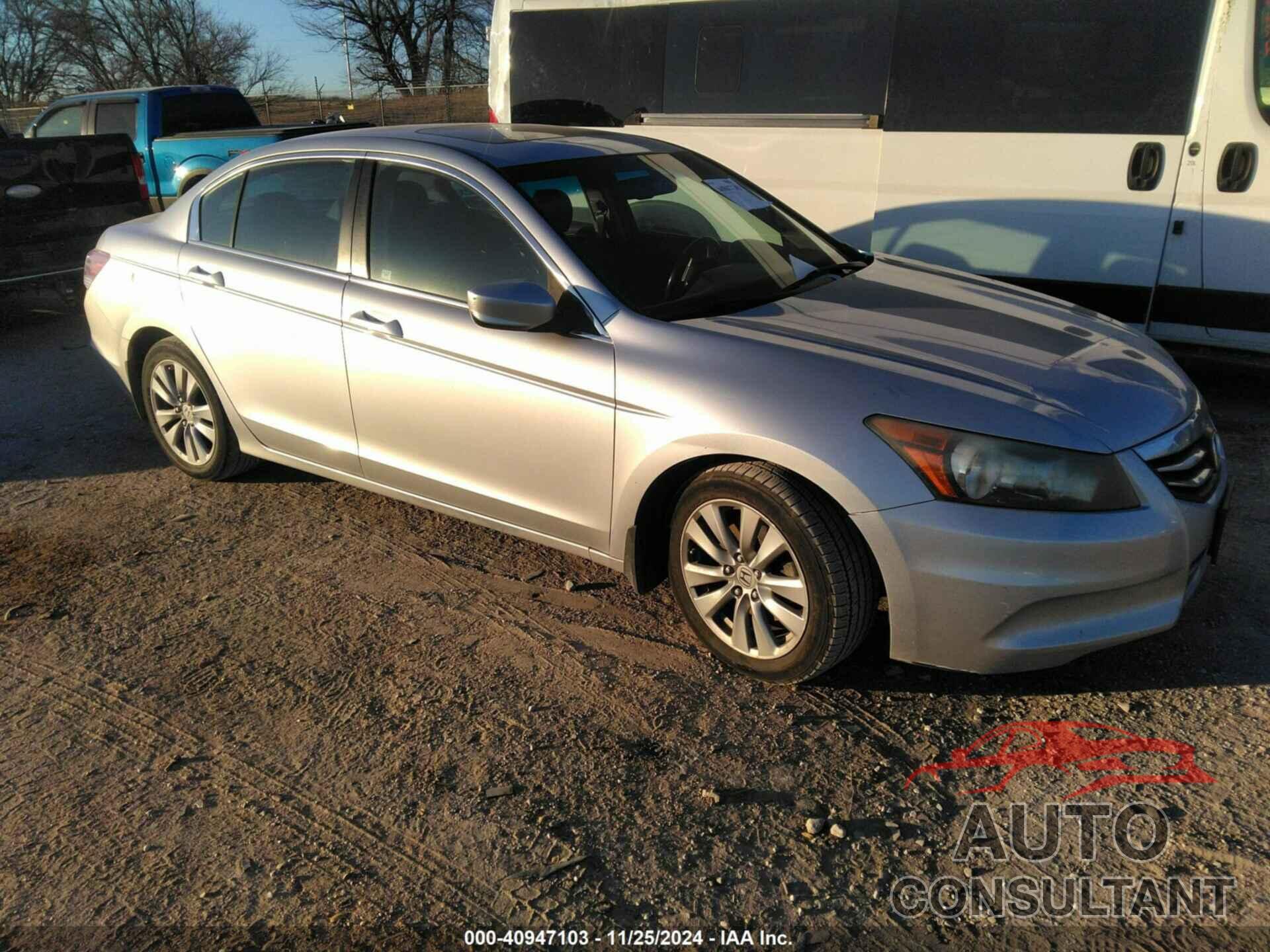 HONDA ACCORD 2011 - 1HGCP2F83BA020419