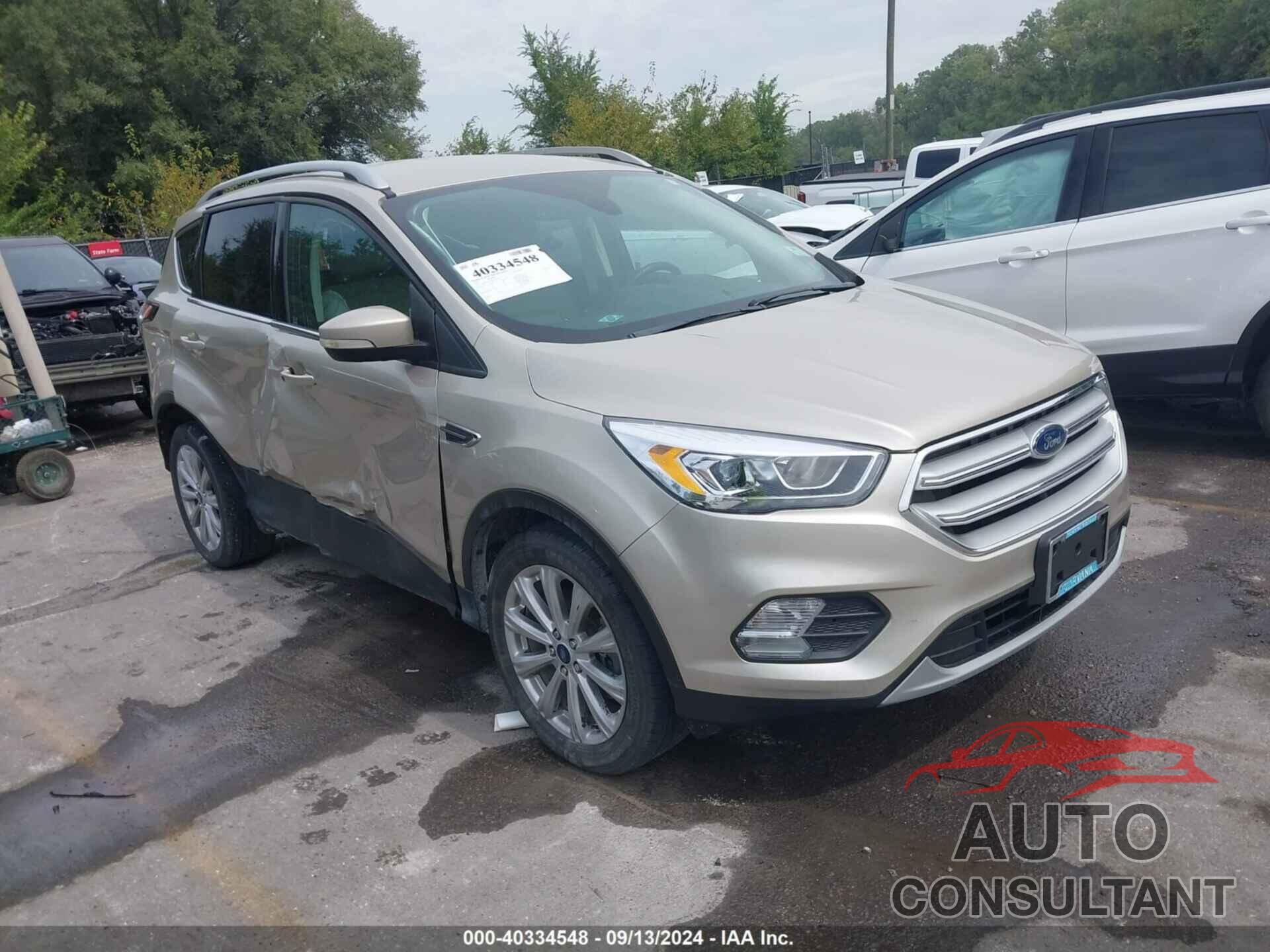 FORD ESCAPE 2017 - 1FMCU9JD3HUC70749