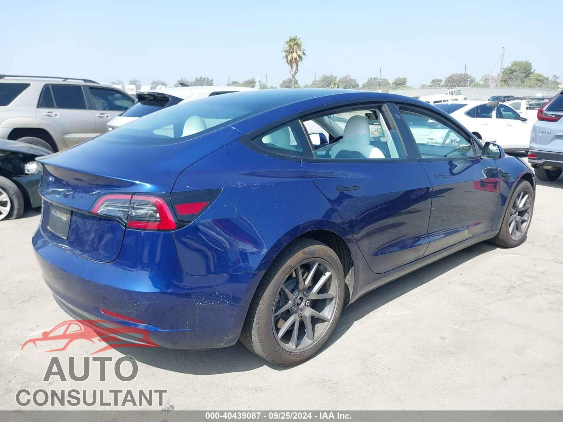 TESLA MODEL 3 2023 - 5YJ3E1EA9PF710208