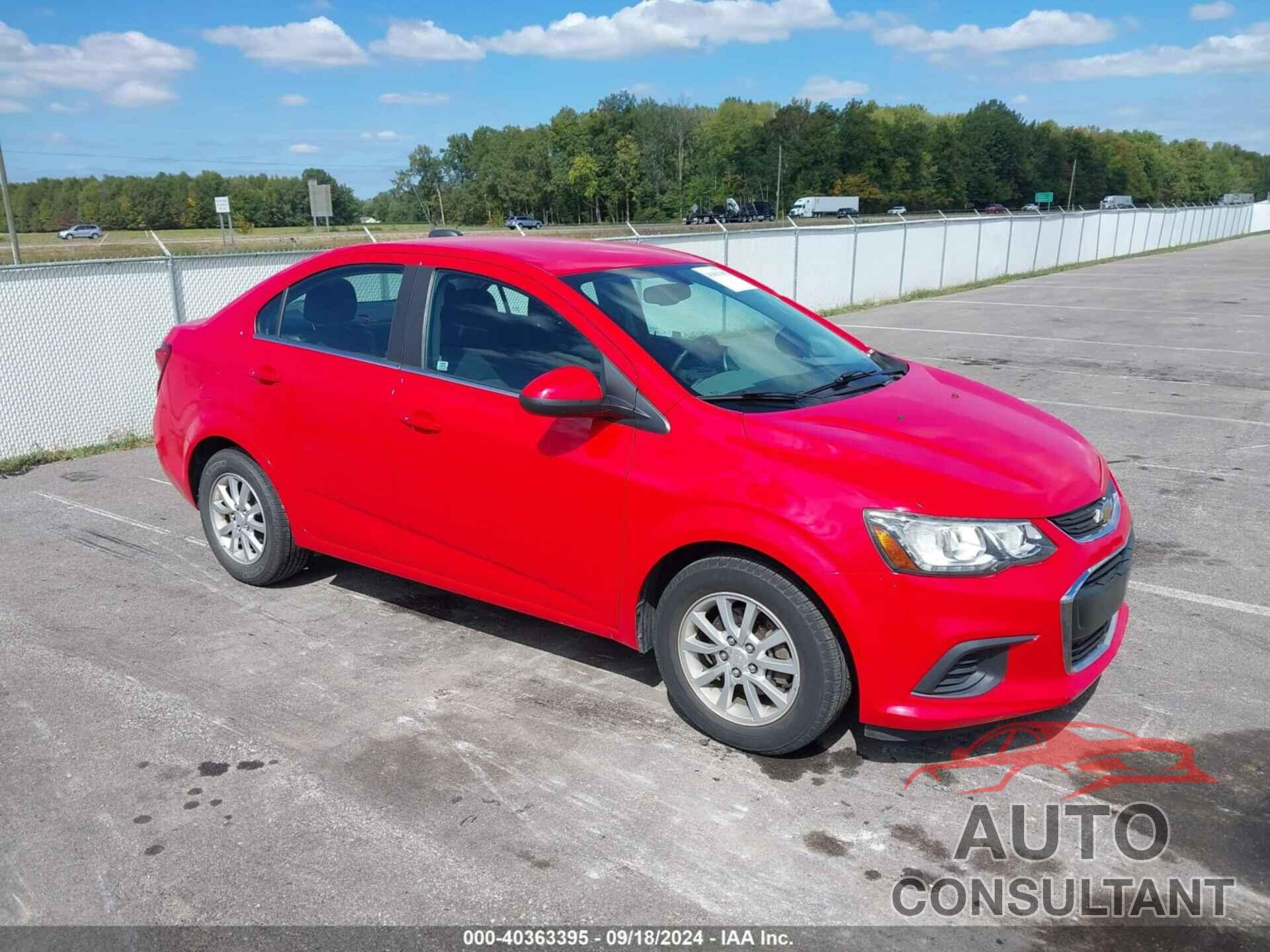 CHEVROLET SONIC 2017 - 1G1JD5SH9H4108378