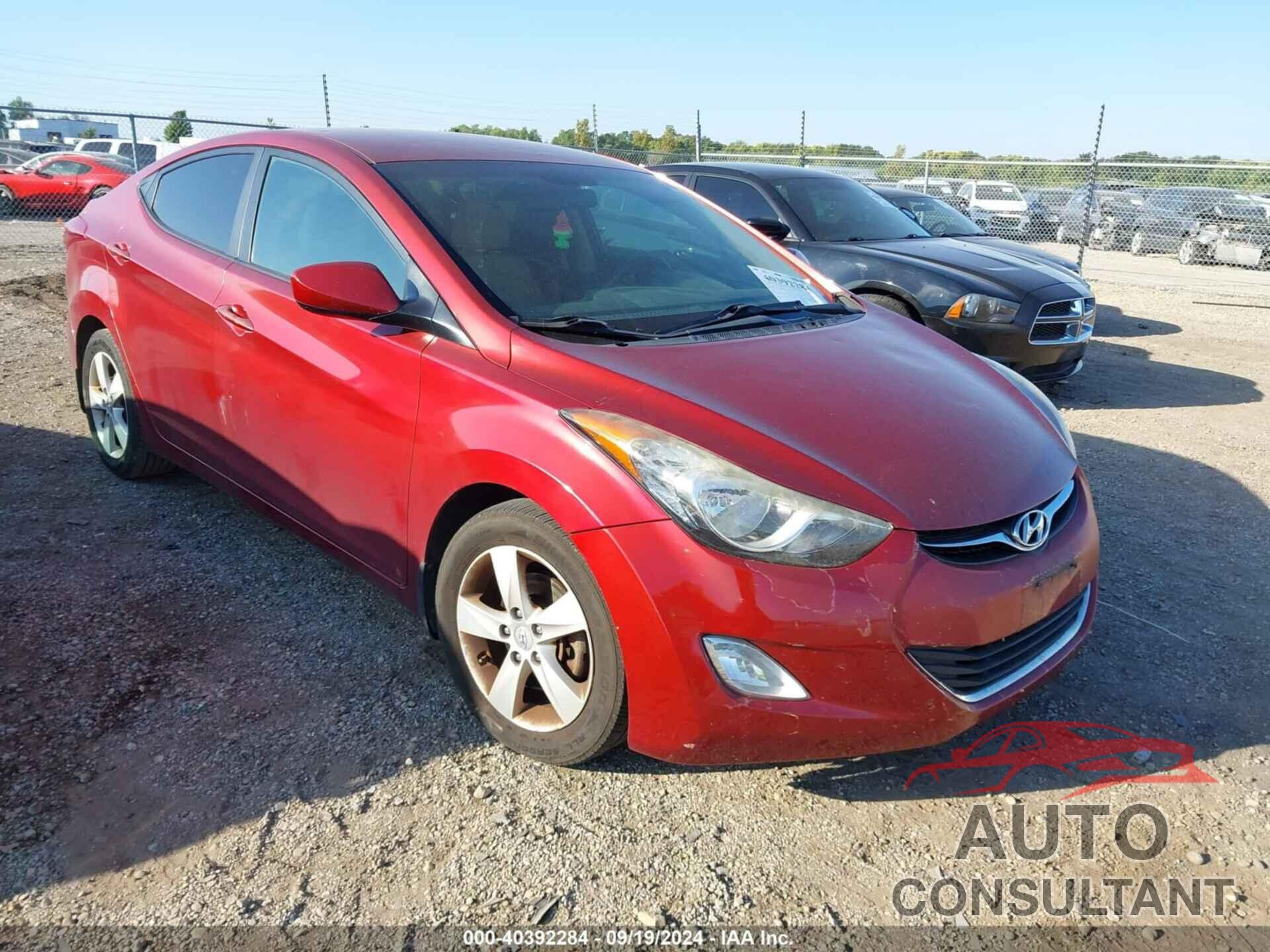 HYUNDAI ELANTRA 2013 - 5NPDH4AE7DH306889