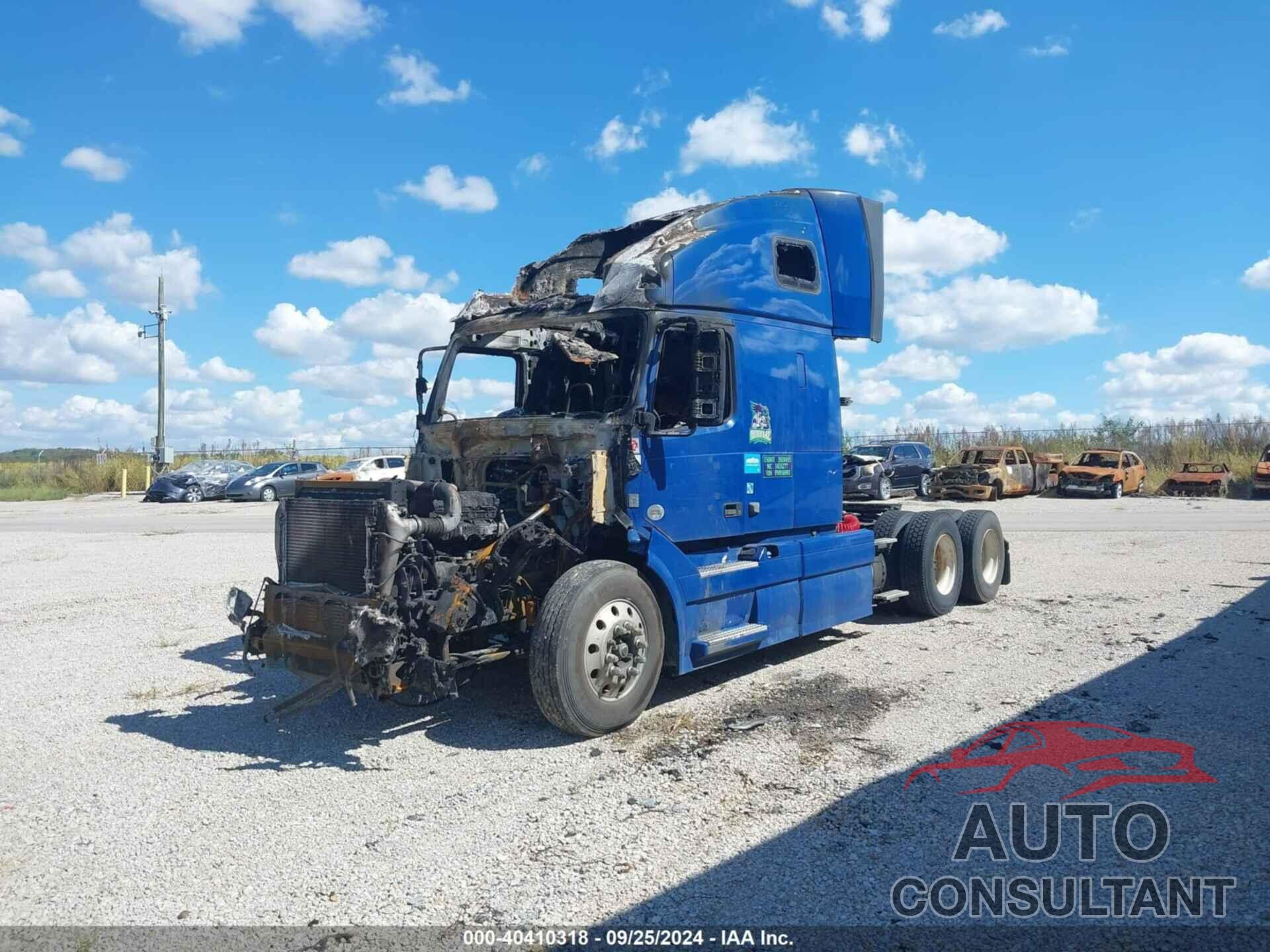 VOLVO VN 2015 - 4V4NC9EH1FN916993