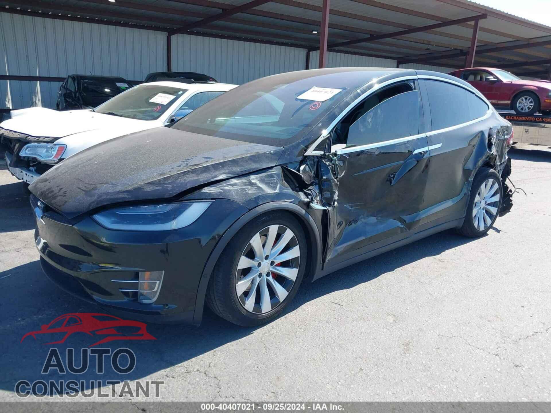 TESLA MODEL X 2017 - 5YJXCBE25HF048179