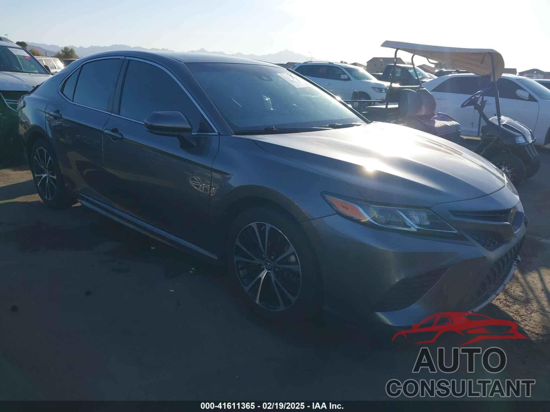TOYOTA CAMRY 2019 - 4T1B11HK9KU801969