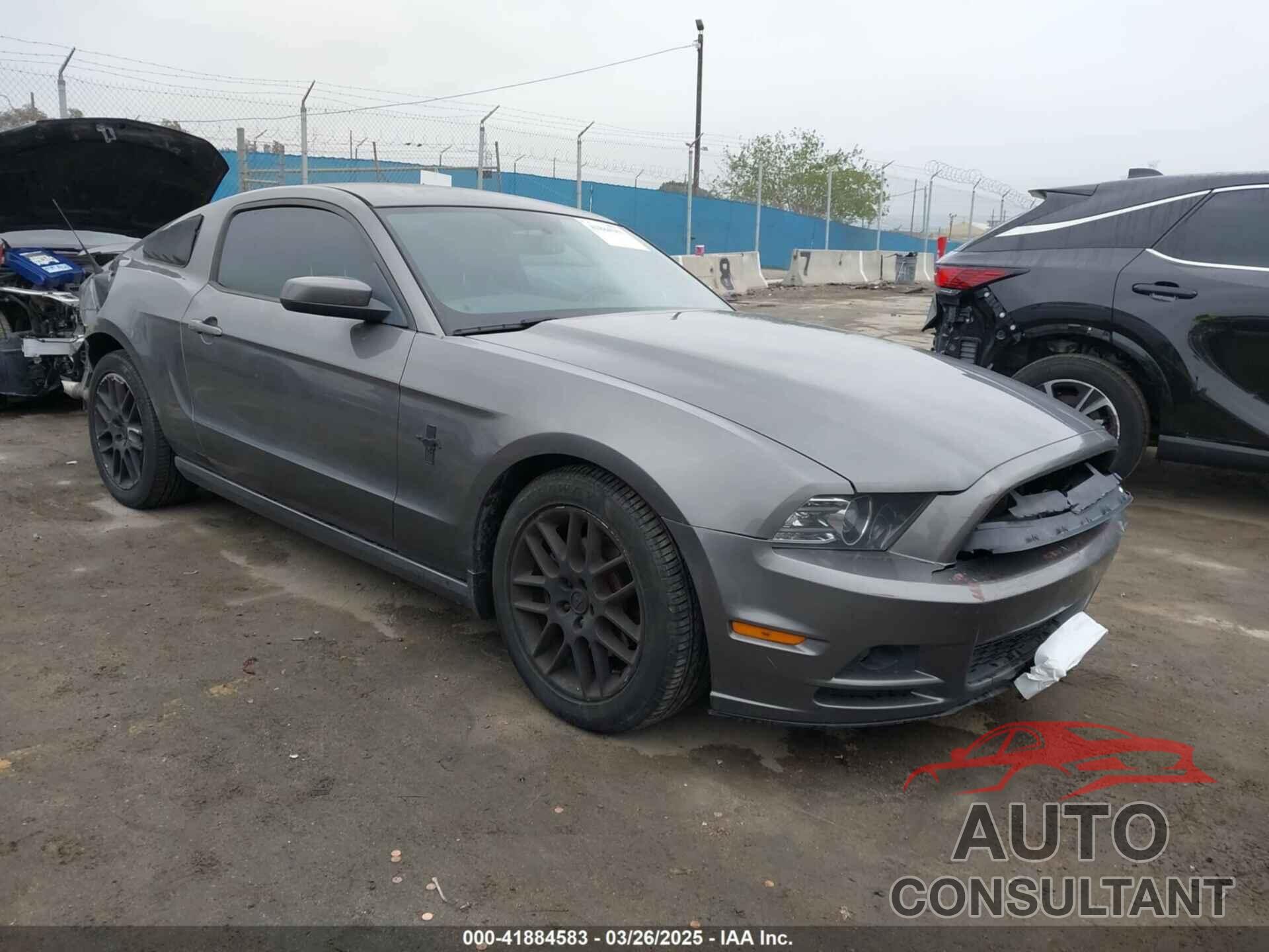 FORD MUSTANG 2013 - 1ZVBP8AM6D5241569
