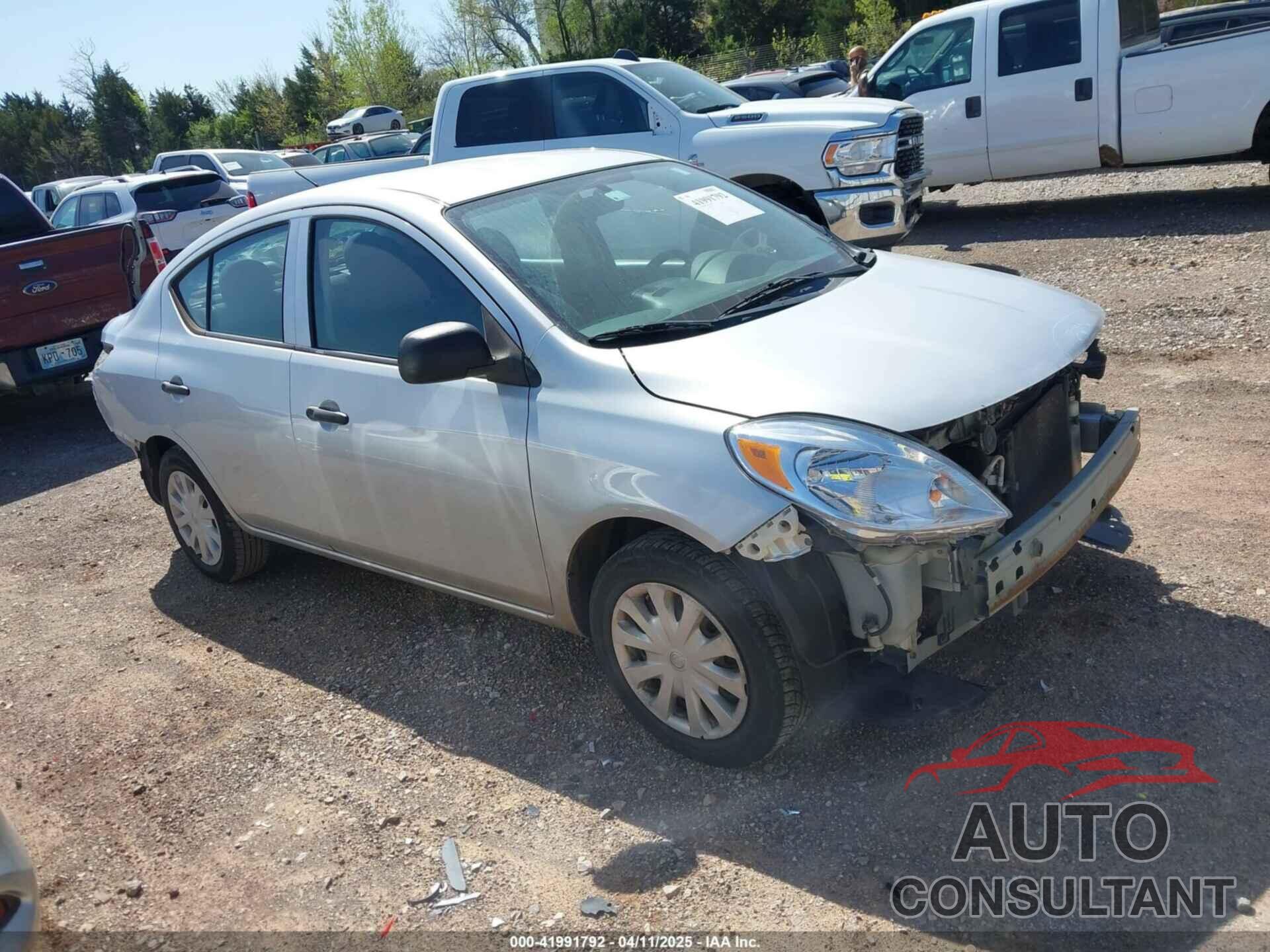 NISSAN VERSA 2014 - 3N1CN7AP5EL811373