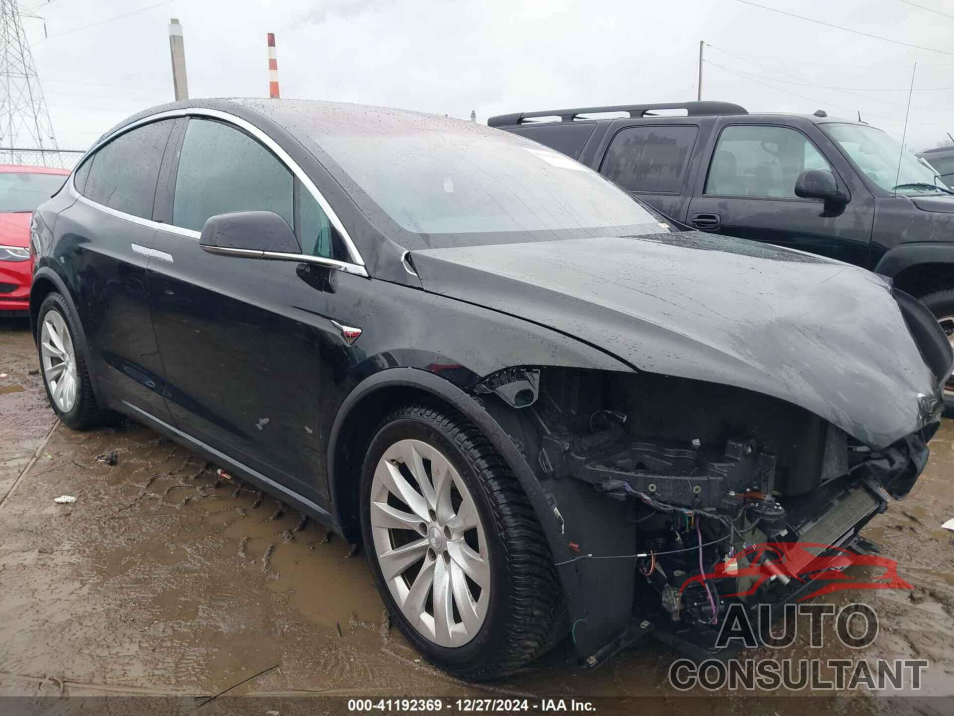 TESLA MODEL X 2018 - 5YJXCBE29JF099951