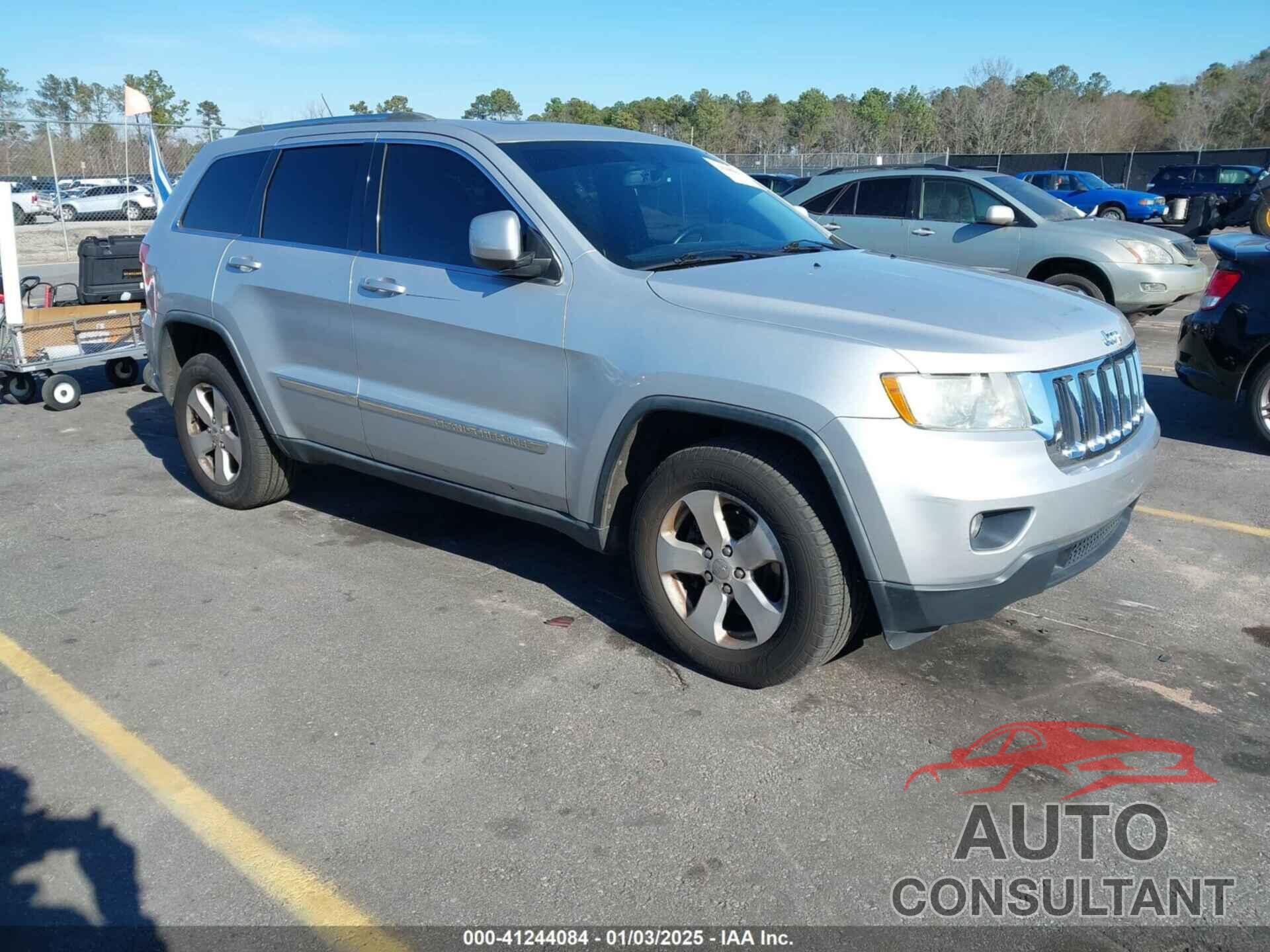 JEEP GRAND CHEROKEE 2011 - 1J4RR4GT5BC678453