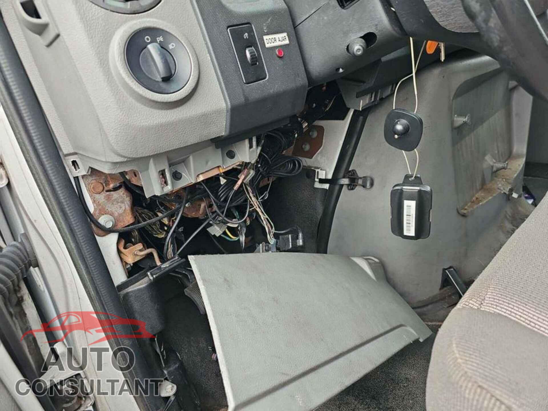FORD ECONOLINE 2010 - 1FTNE1EW2ADA91535