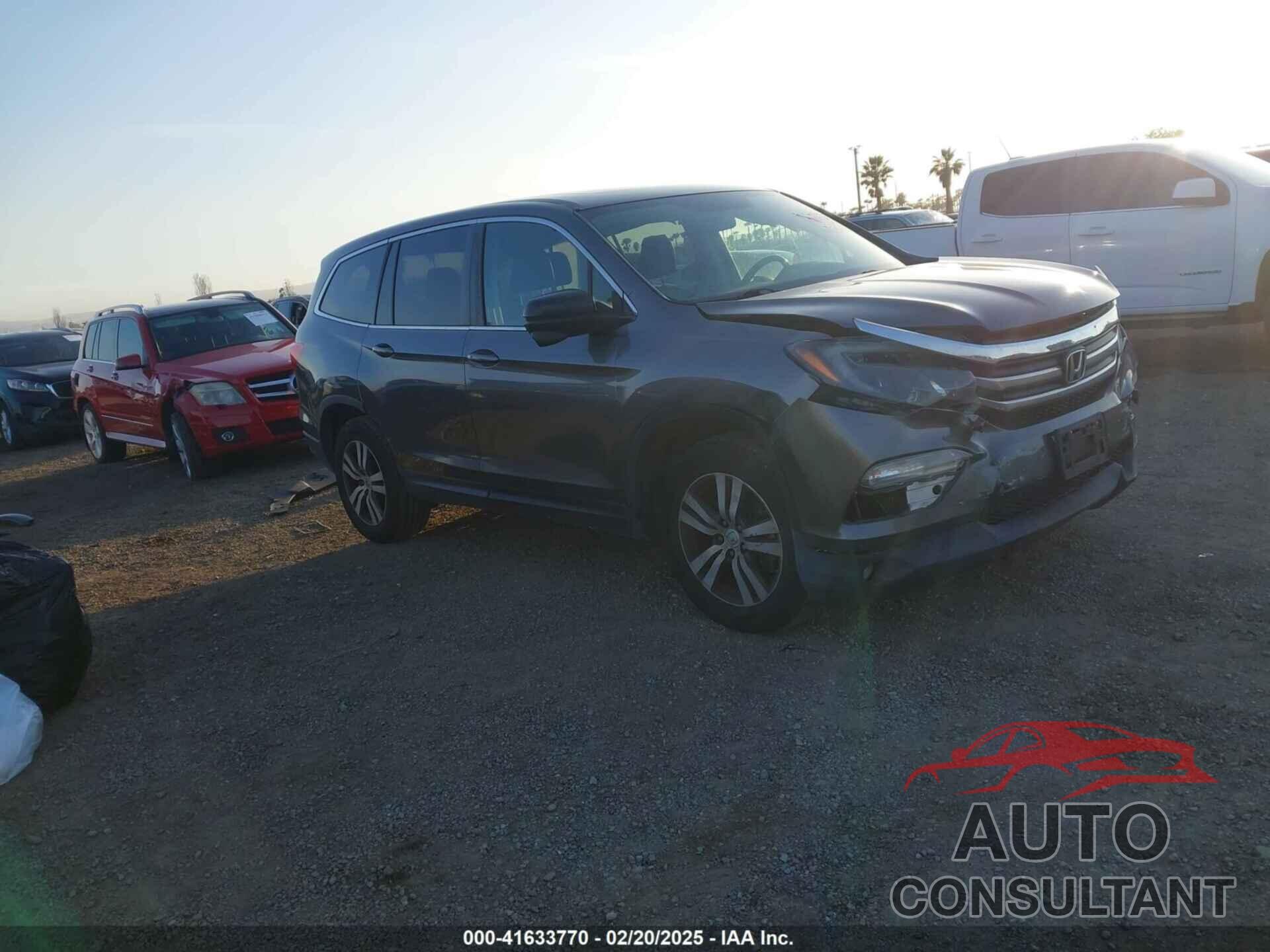 HONDA PILOT 2017 - 5FNYF5H74HB010026