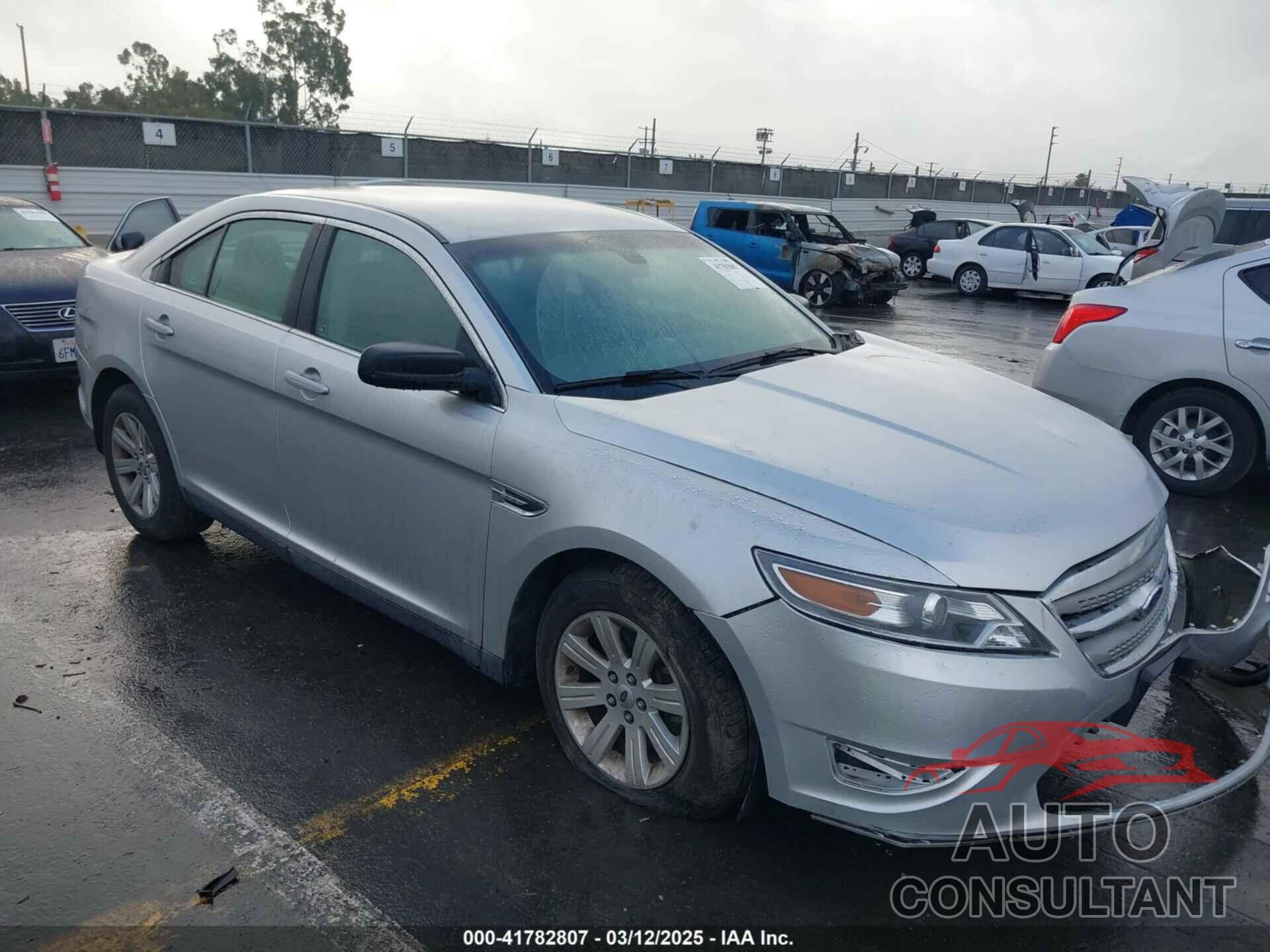 FORD TAURUS 2011 - 1FAHP2DW5BG161744