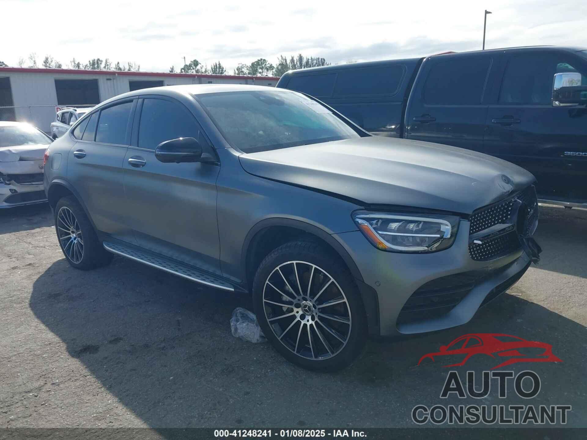 MERCEDES-BENZ GLC 300 2023 - W1N0J8EB3PG138745