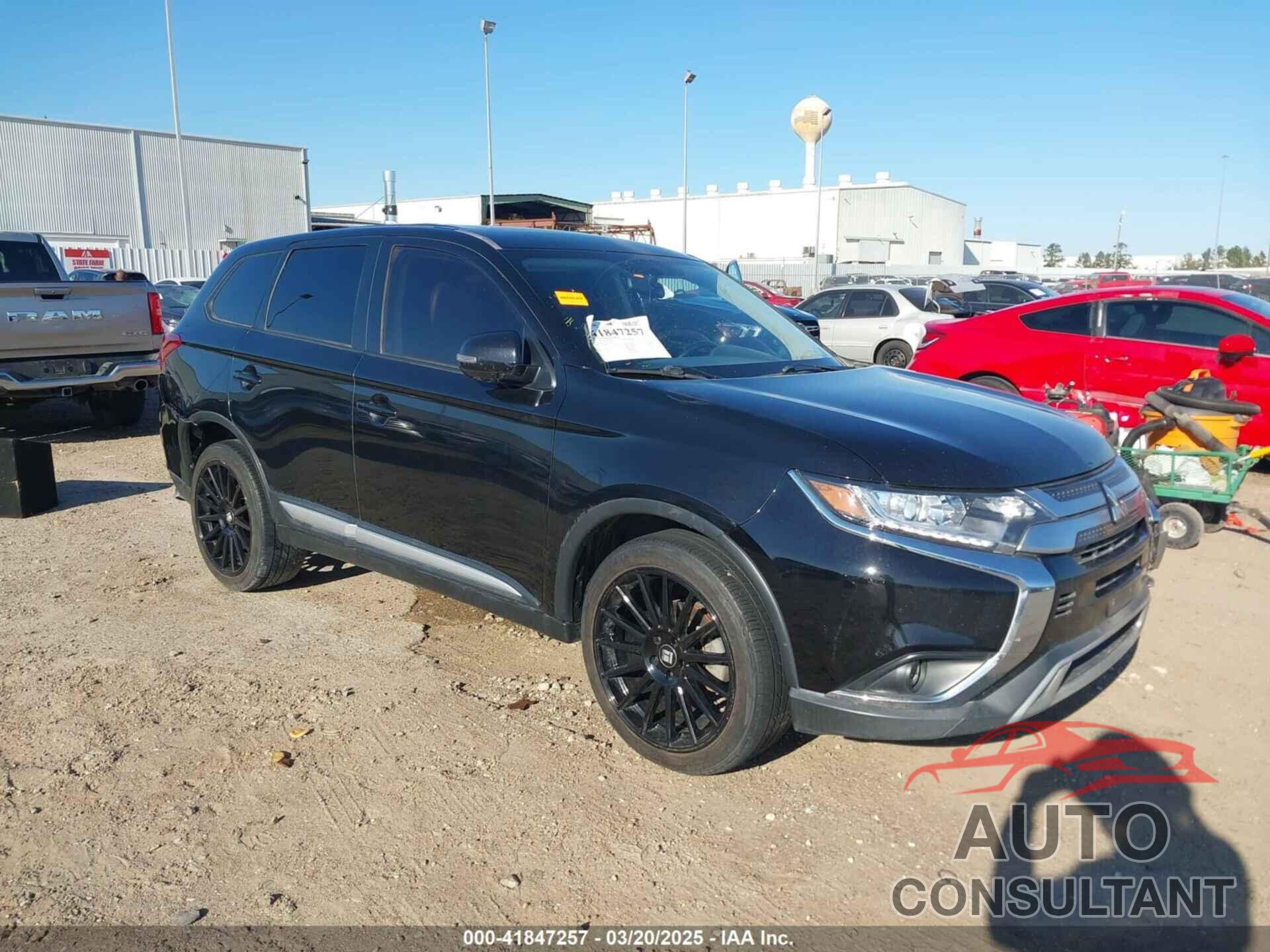 MITSUBISHI OUTLANDER 2019 - JA4AZ3A39KZ051123