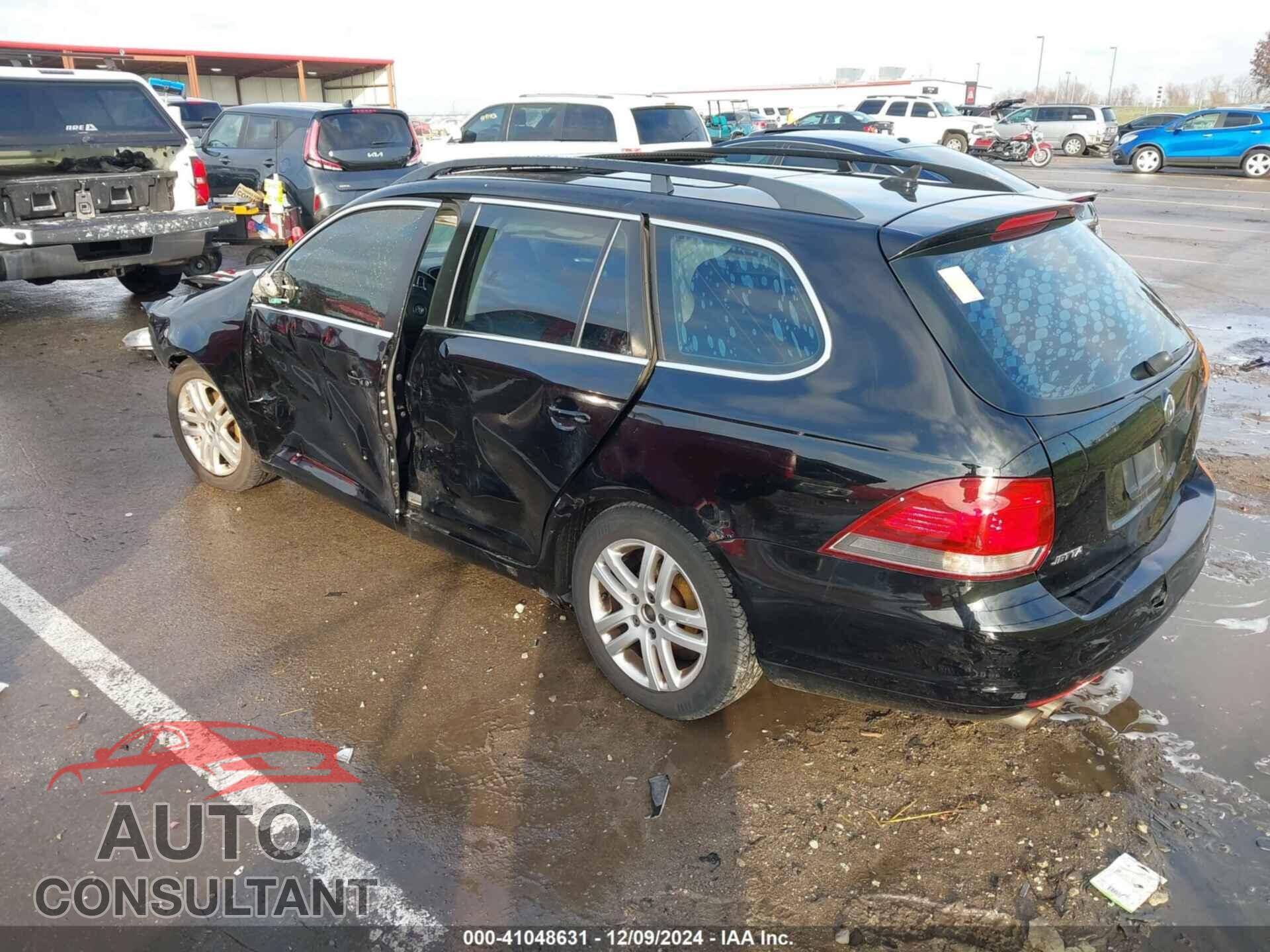 VOLKSWAGEN JETTA 2010 - 3VWTX7AJ9AM604277