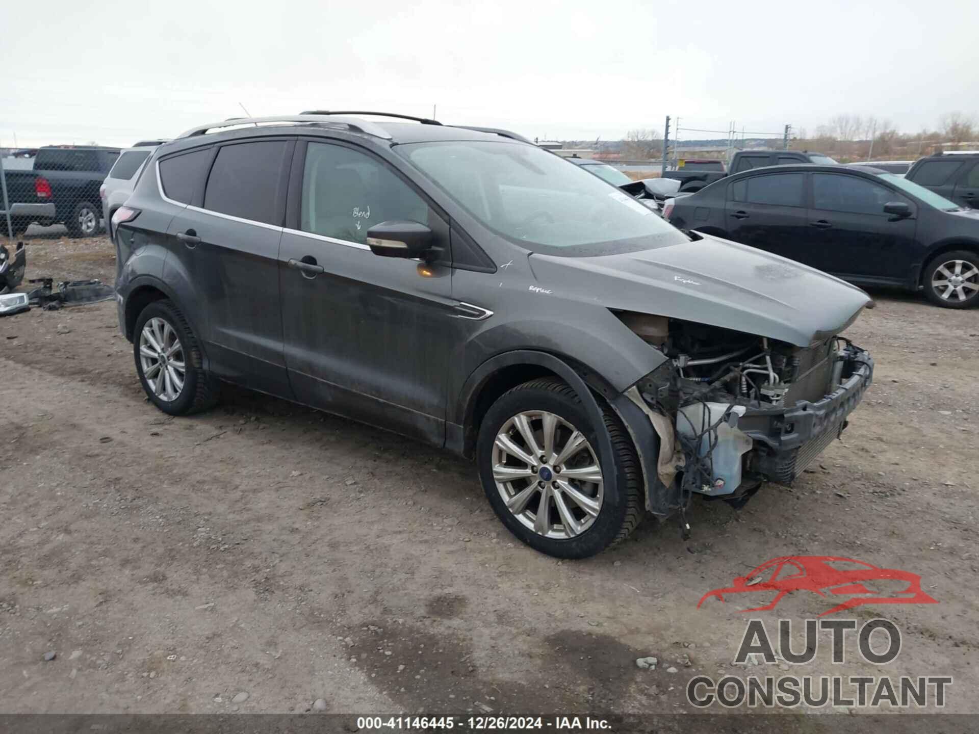 FORD ESCAPE 2017 - 1FMCU9J94HUC13309