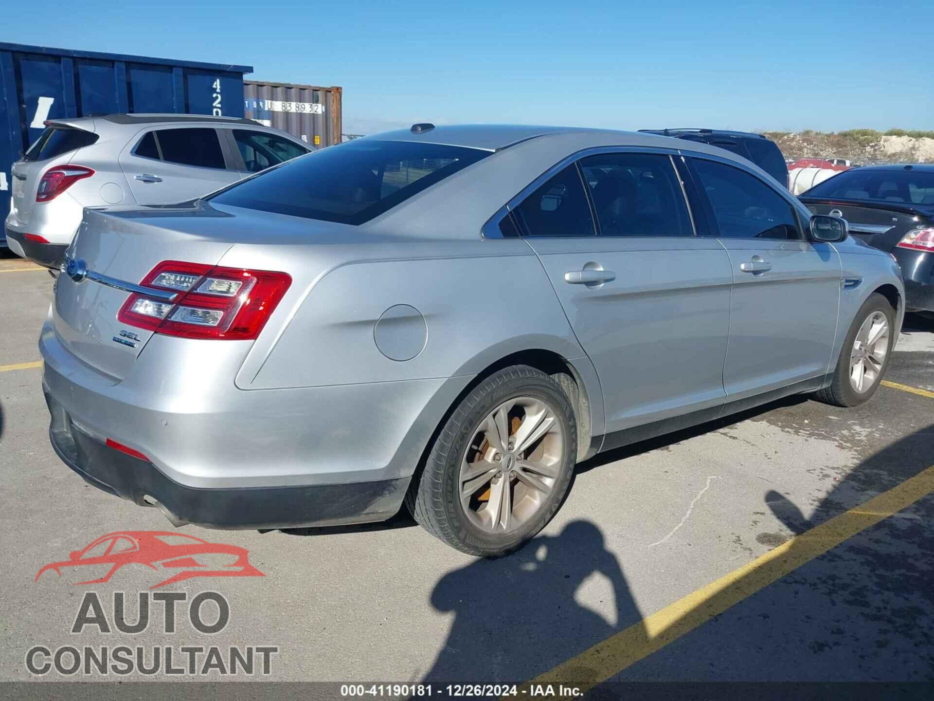 FORD TAURUS 2015 - 1FAHP2E87FG148516