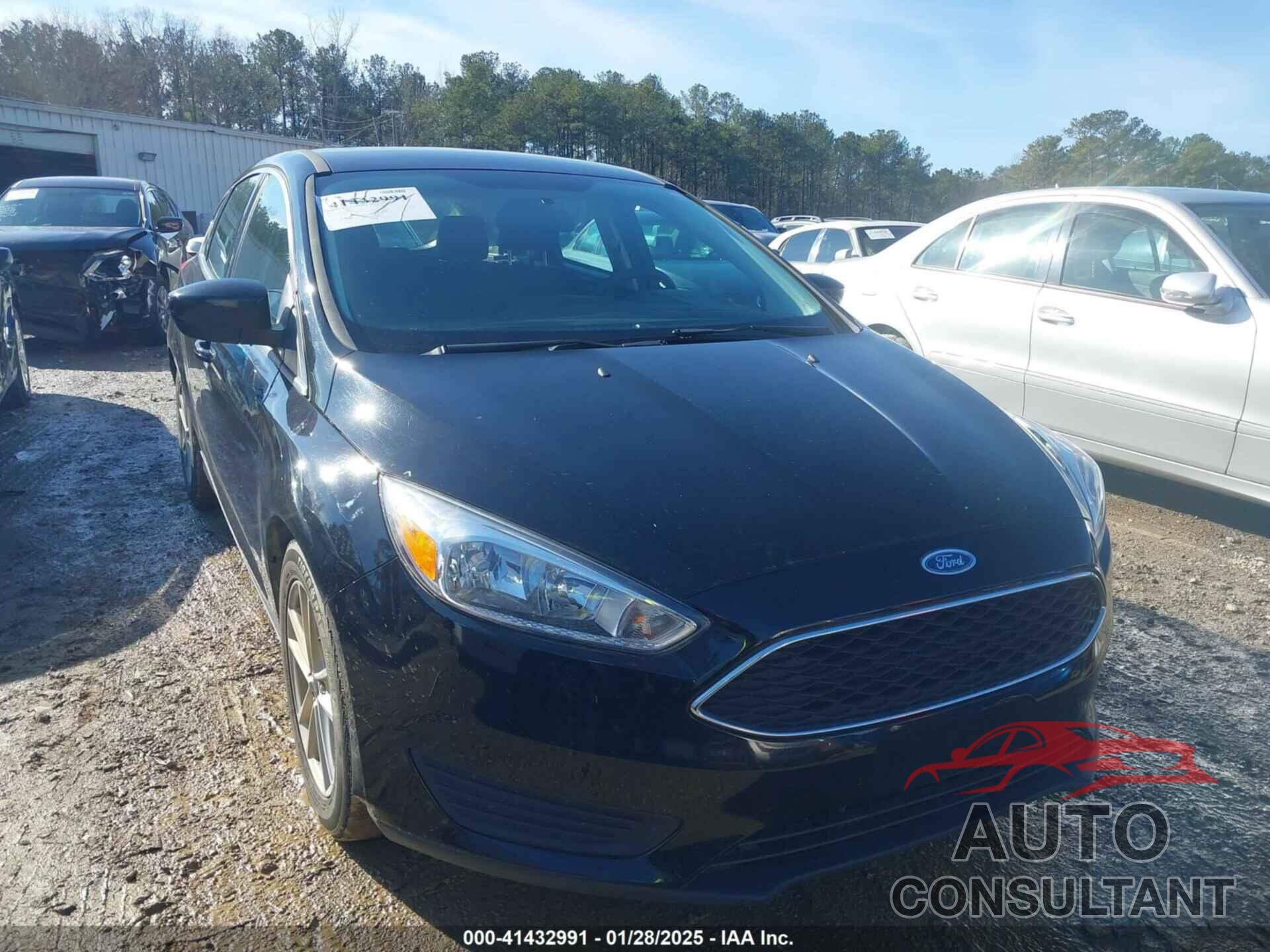 FORD FOCUS 2018 - 1FADP3K25JL281618