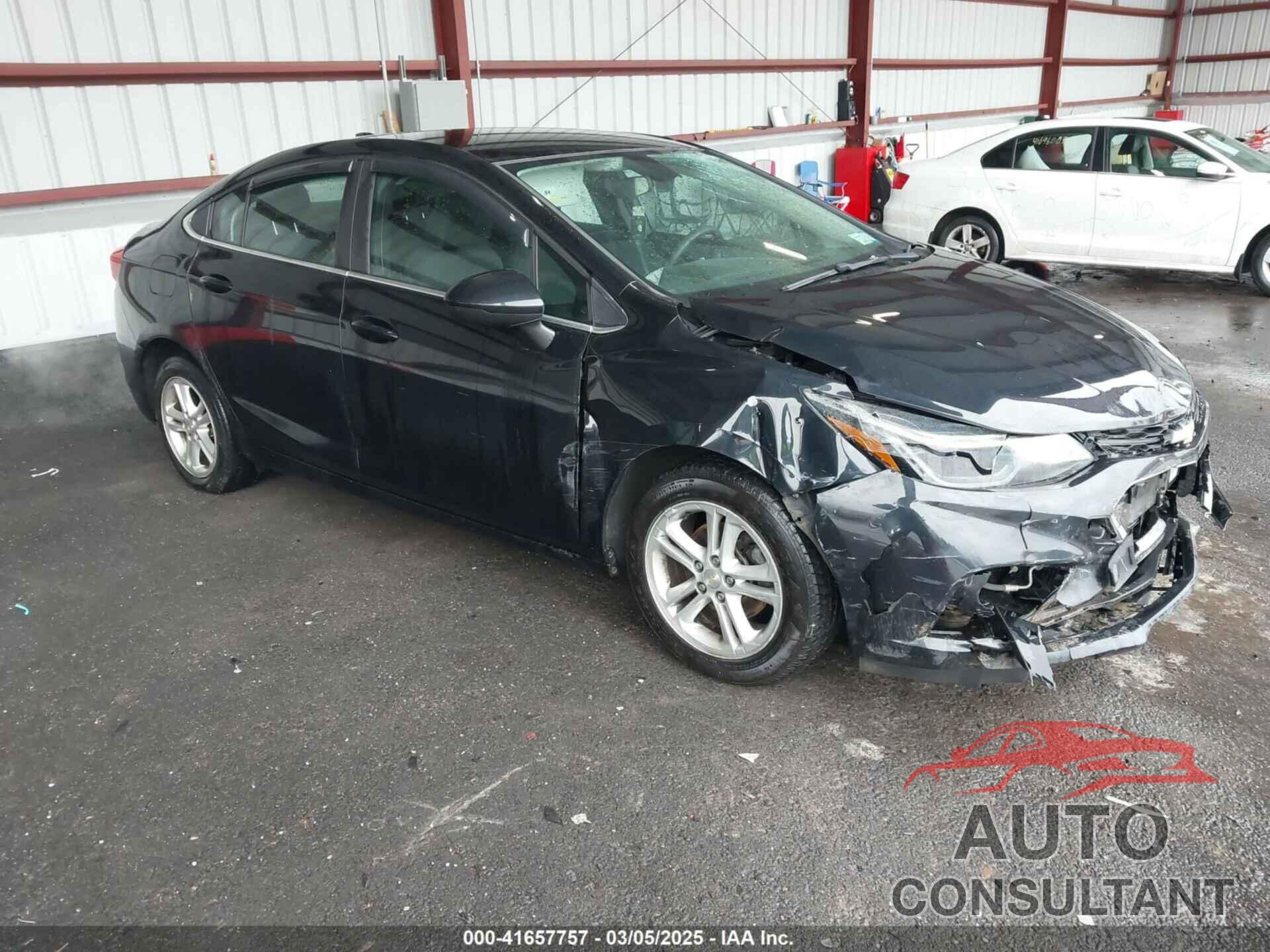 CHEVROLET CRUZE 2017 - 1G1BE5SM4H7137462
